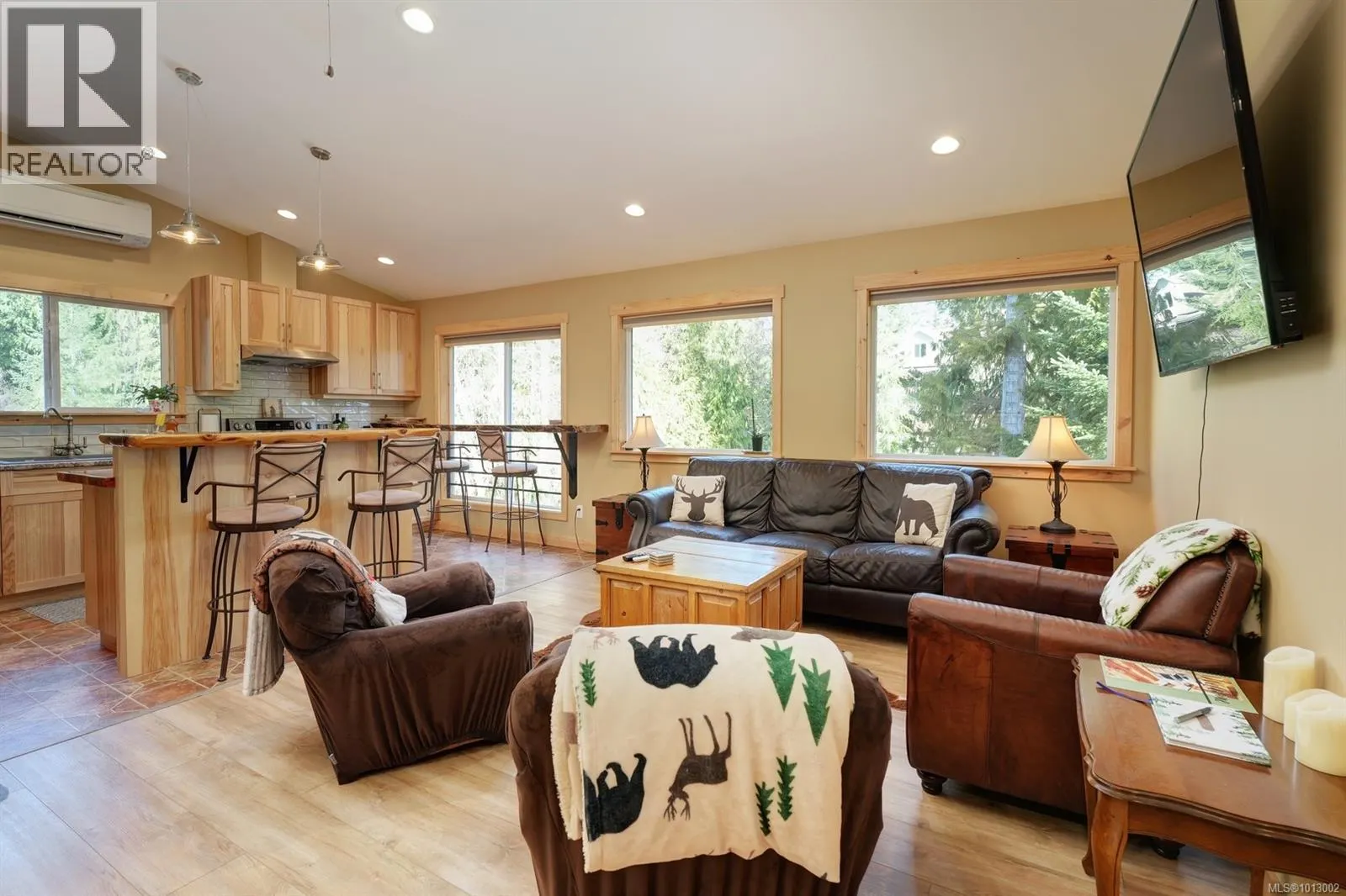 8035 Tugwell Rd