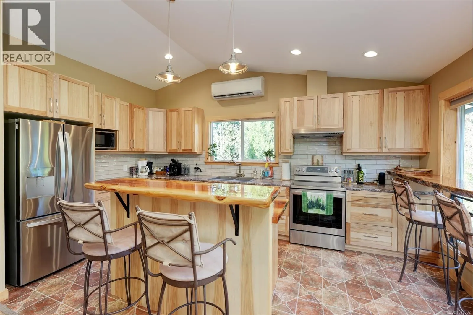 8035 Tugwell Rd