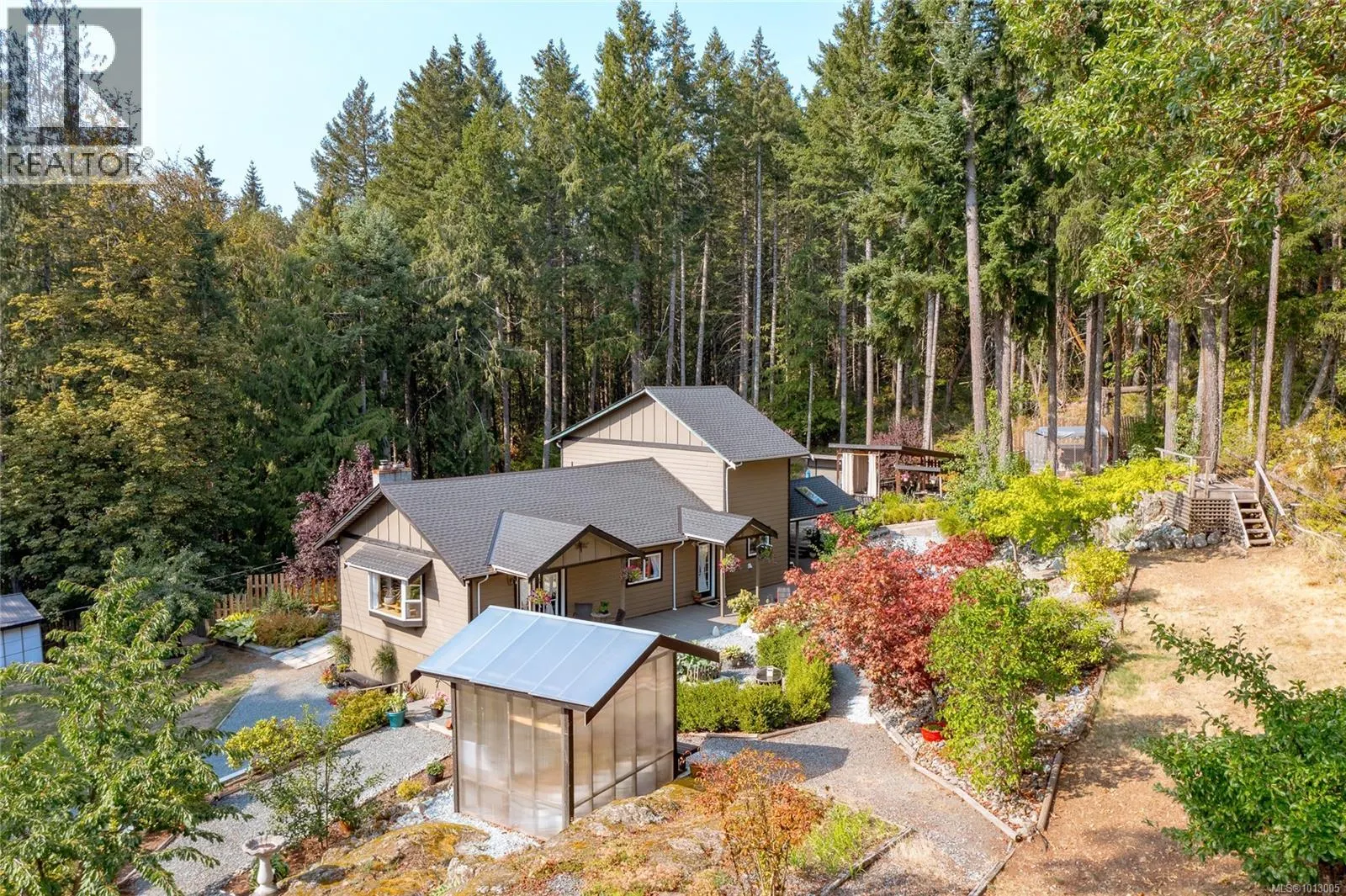 2411 Renfrew Rd