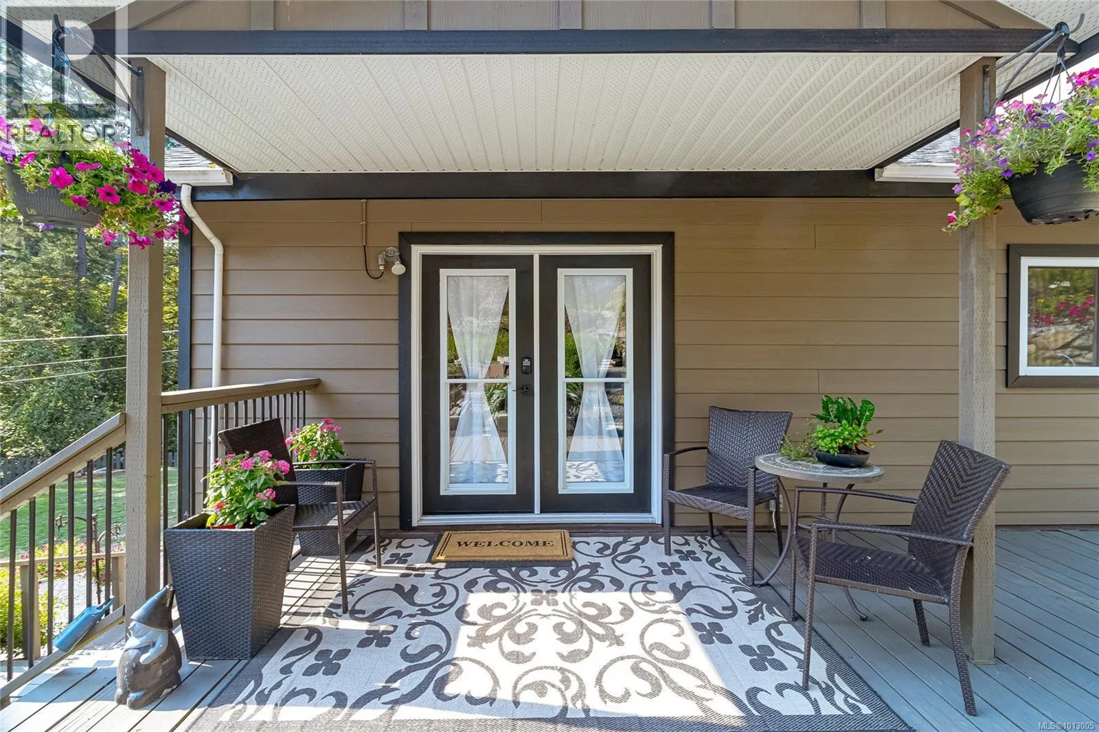 2411 Renfrew Rd
