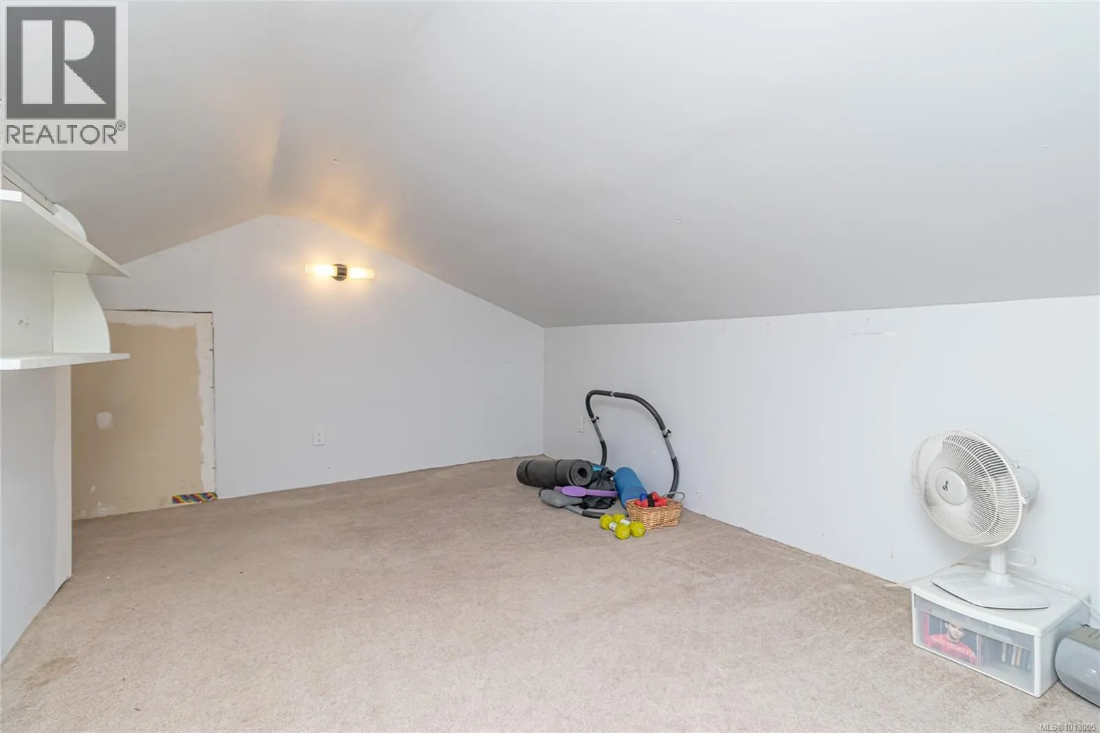 2411 Renfrew Rd