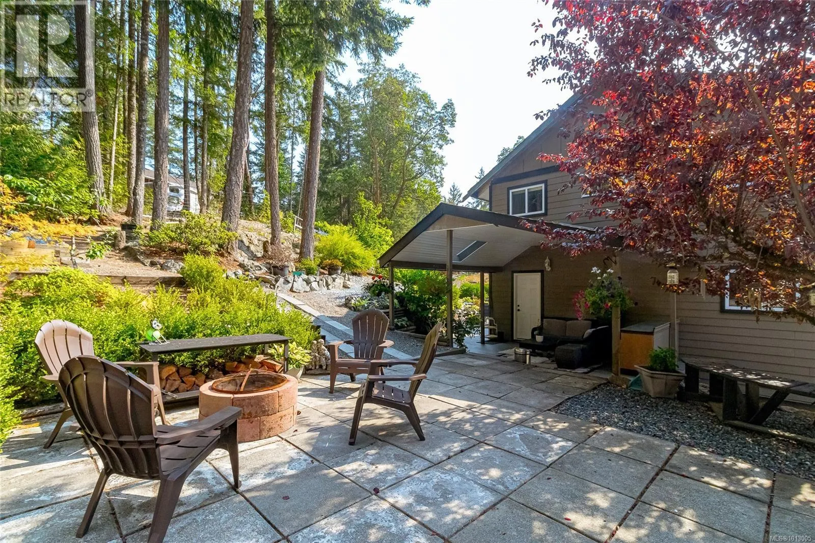 2411 Renfrew Rd
