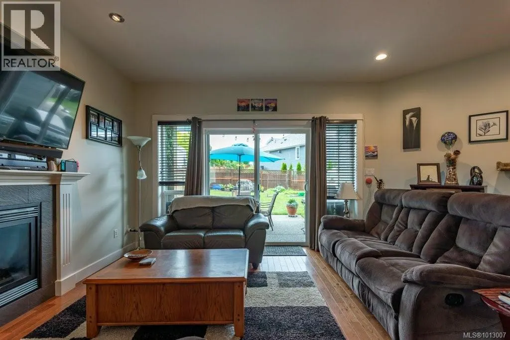 99 Vermont Dr