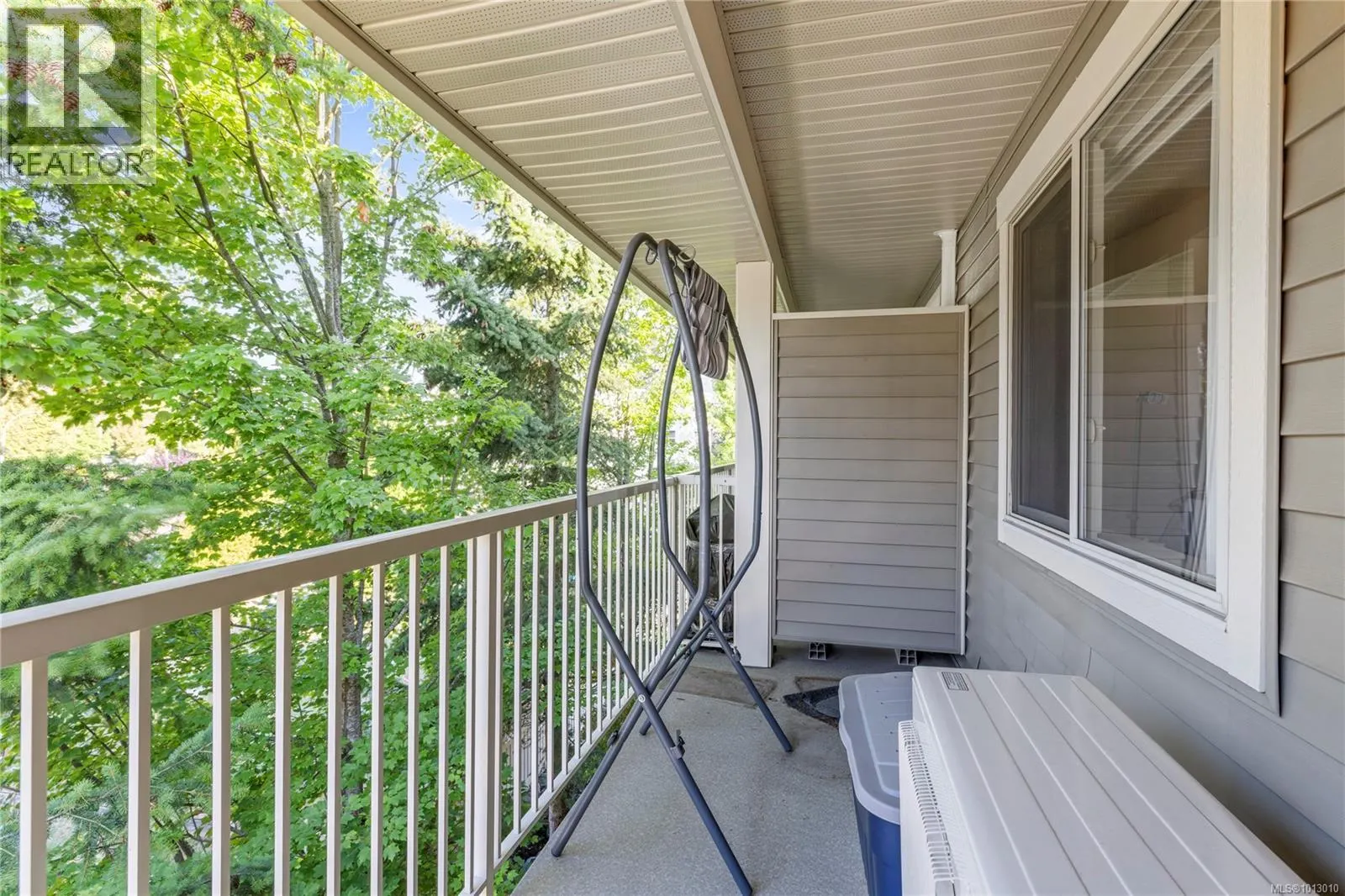 201 5945 Kaden Pl