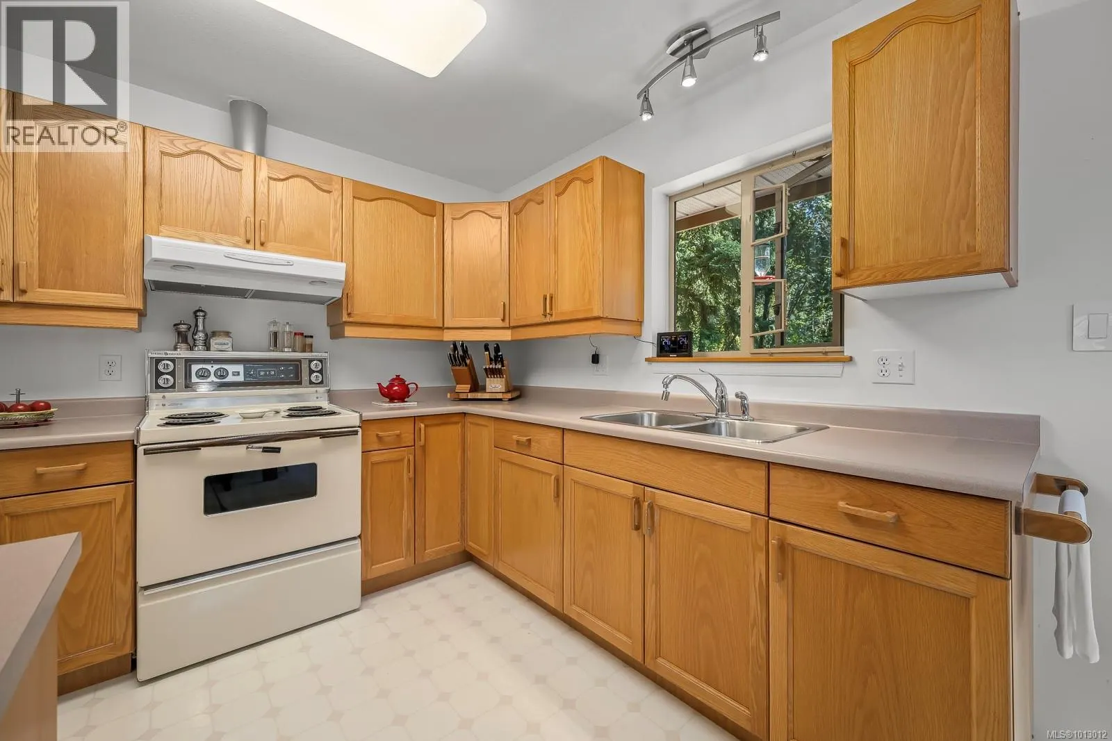 3465 CESSFORD Rd