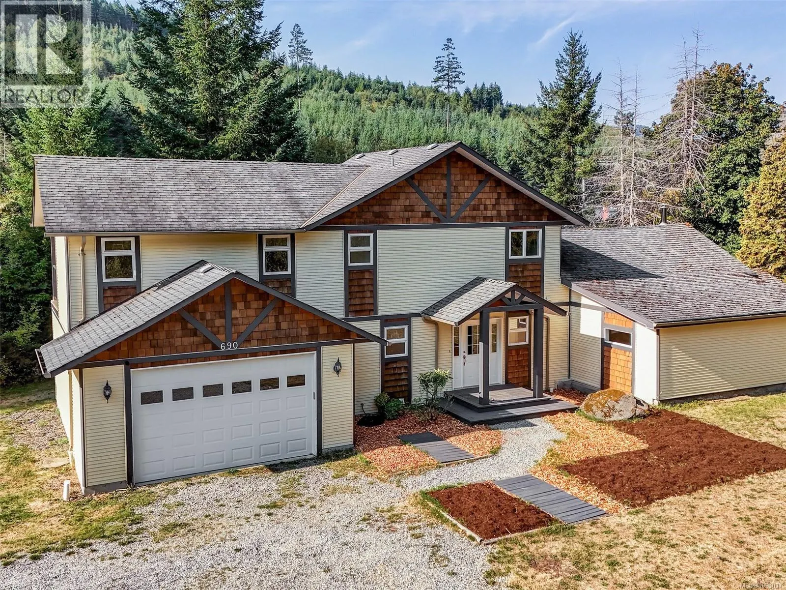 690 Shawnigan Lake Rd