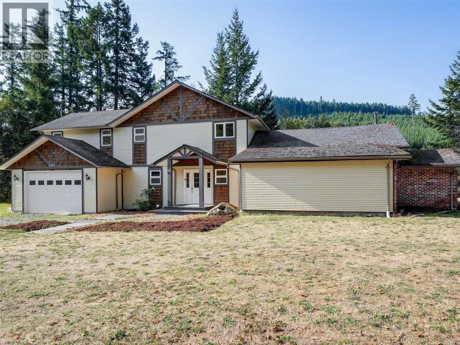 690 Shawnigan Lake Rd