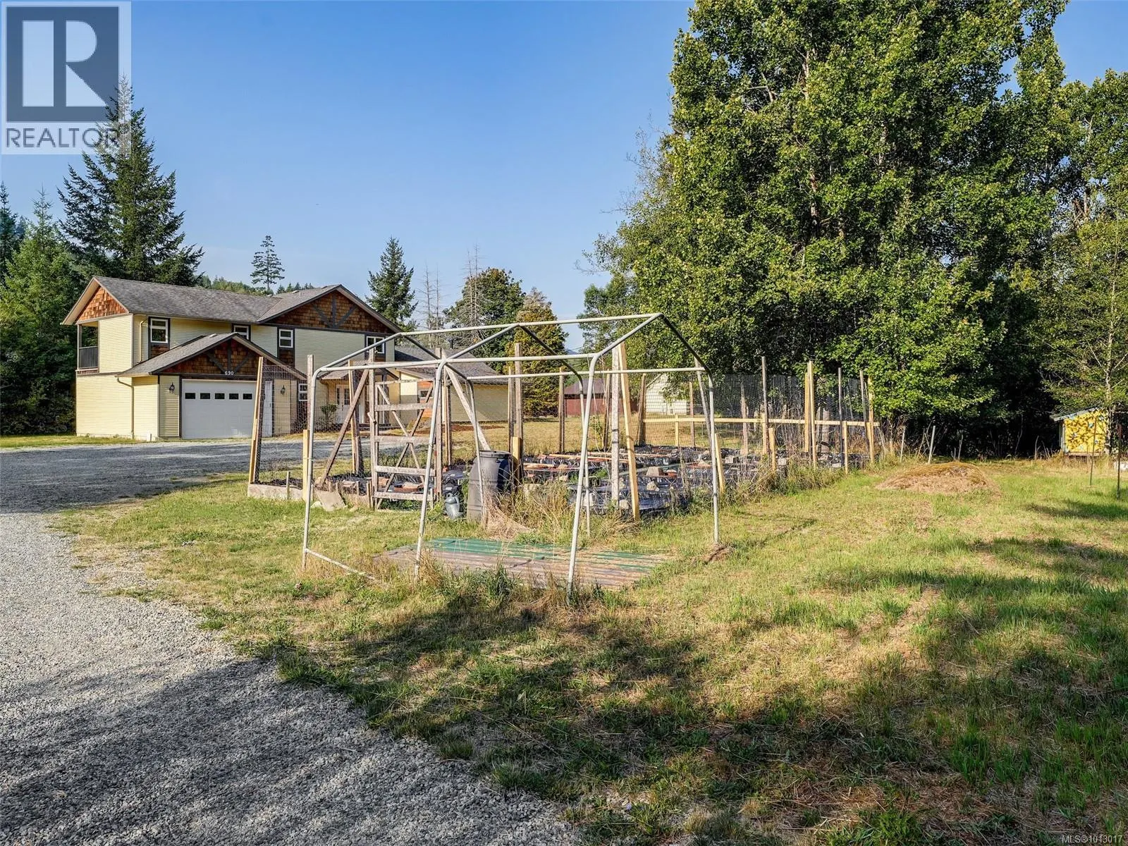 690 Shawnigan Lake Rd