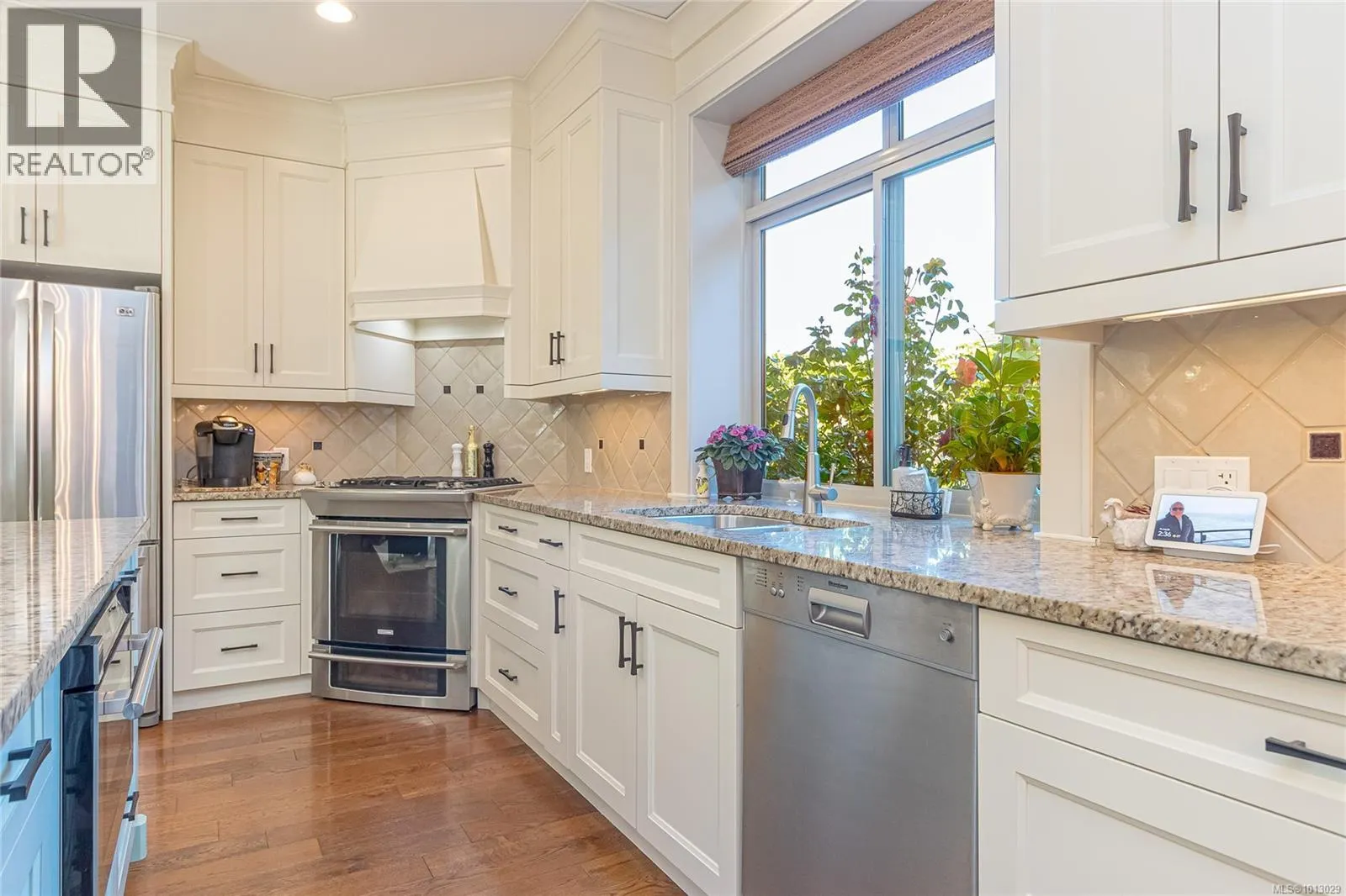 3888 Creekside Dr