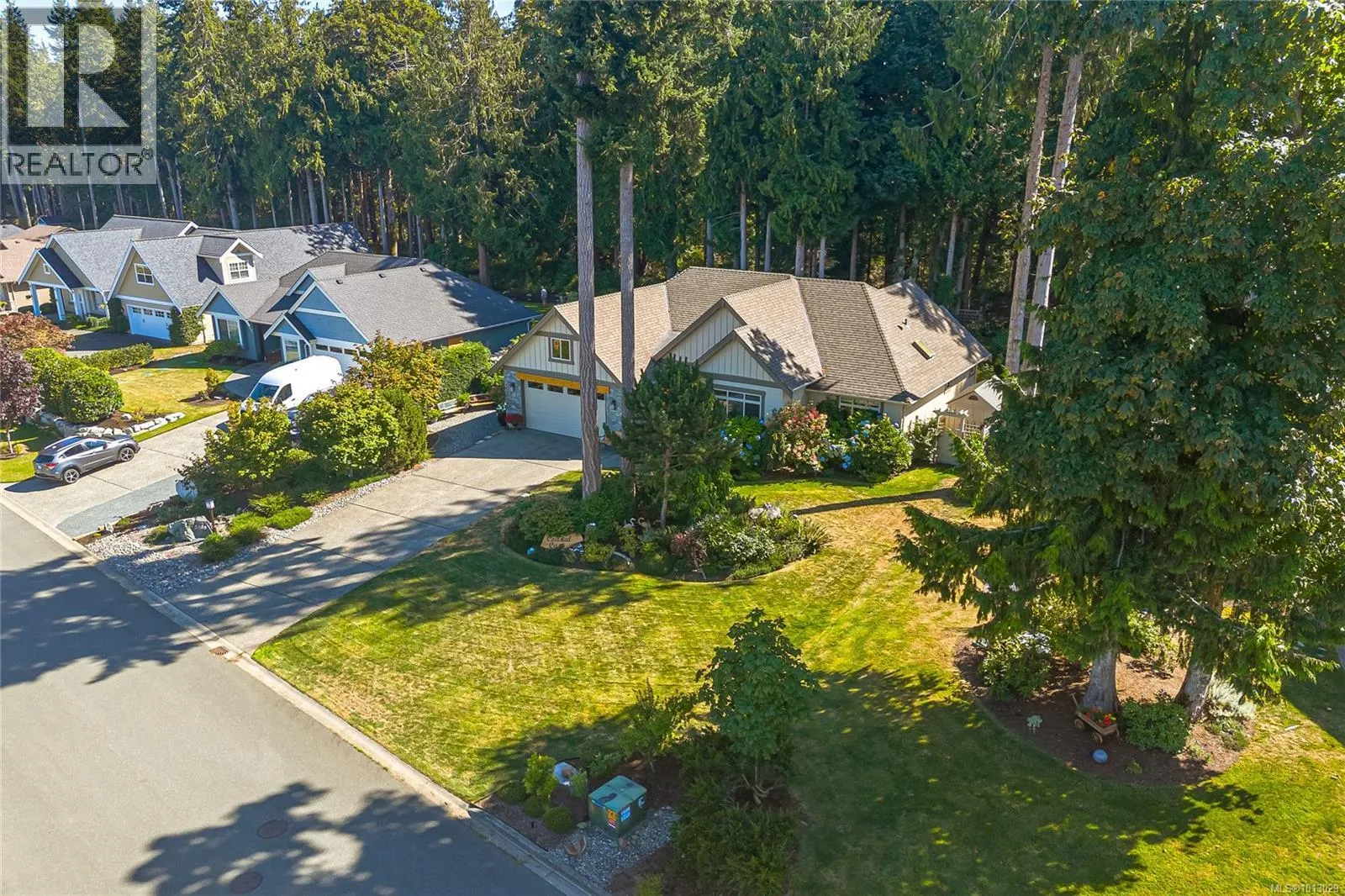 3888 Creekside Dr