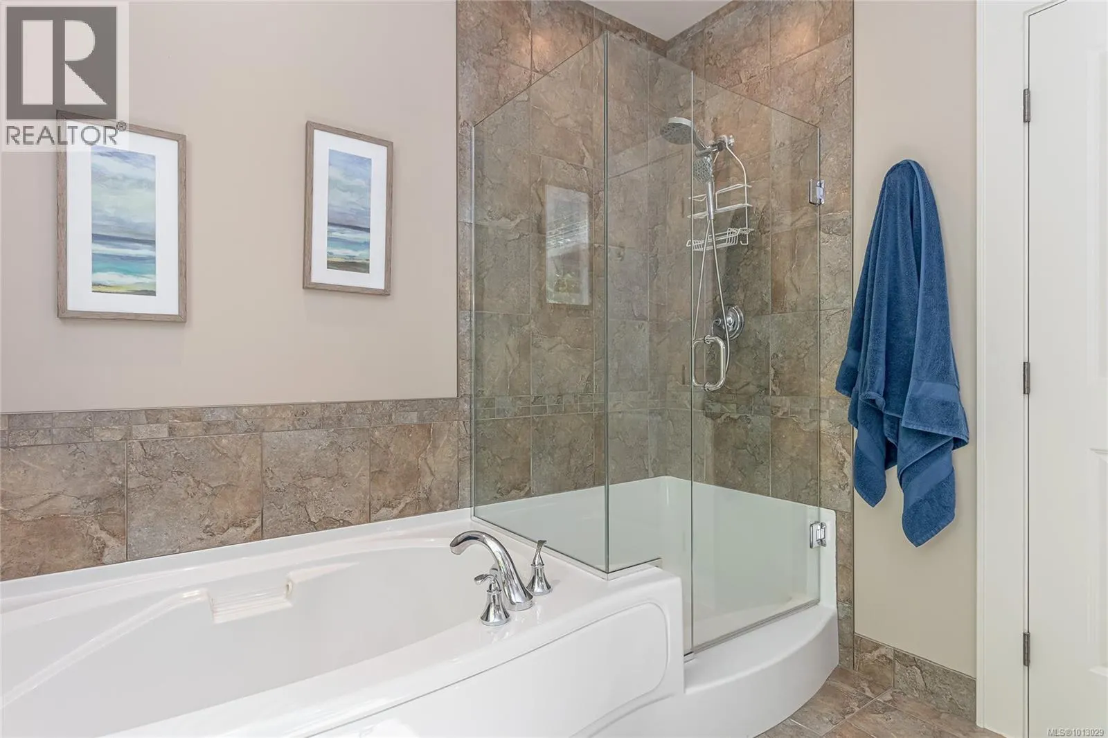 3888 Creekside Dr