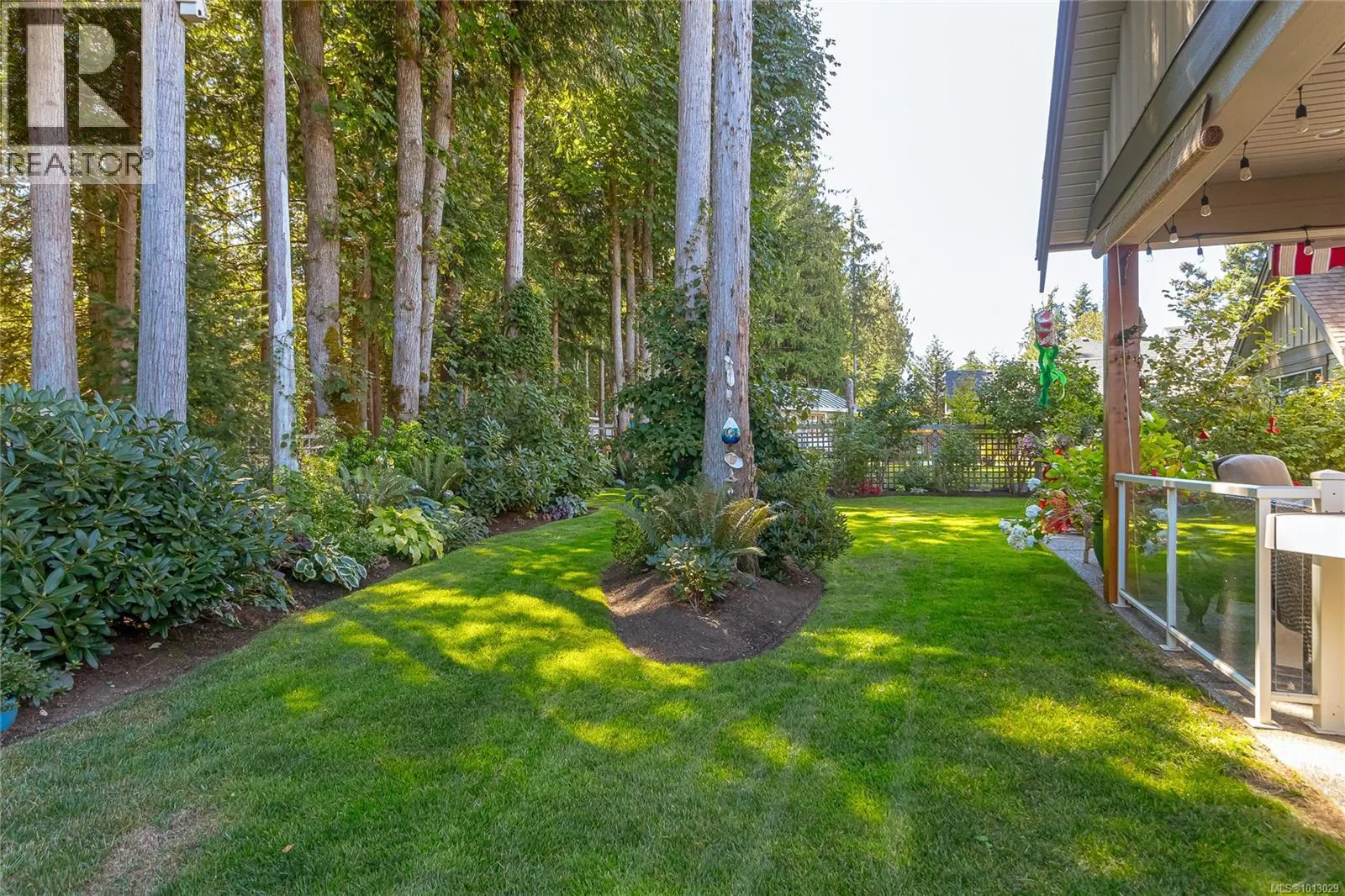3888 Creekside Dr