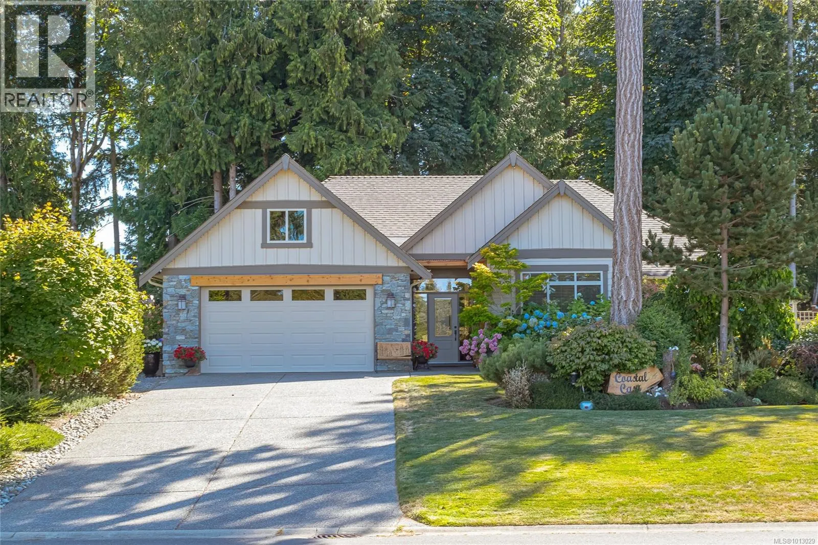 3888 Creekside Dr