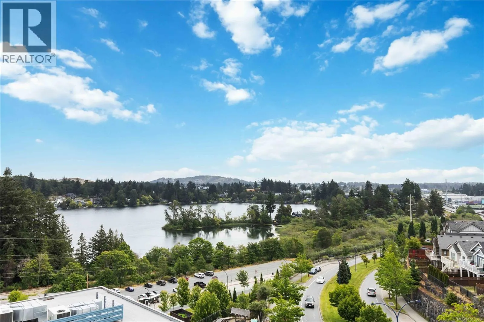 310 1311 Lakepoint Way
