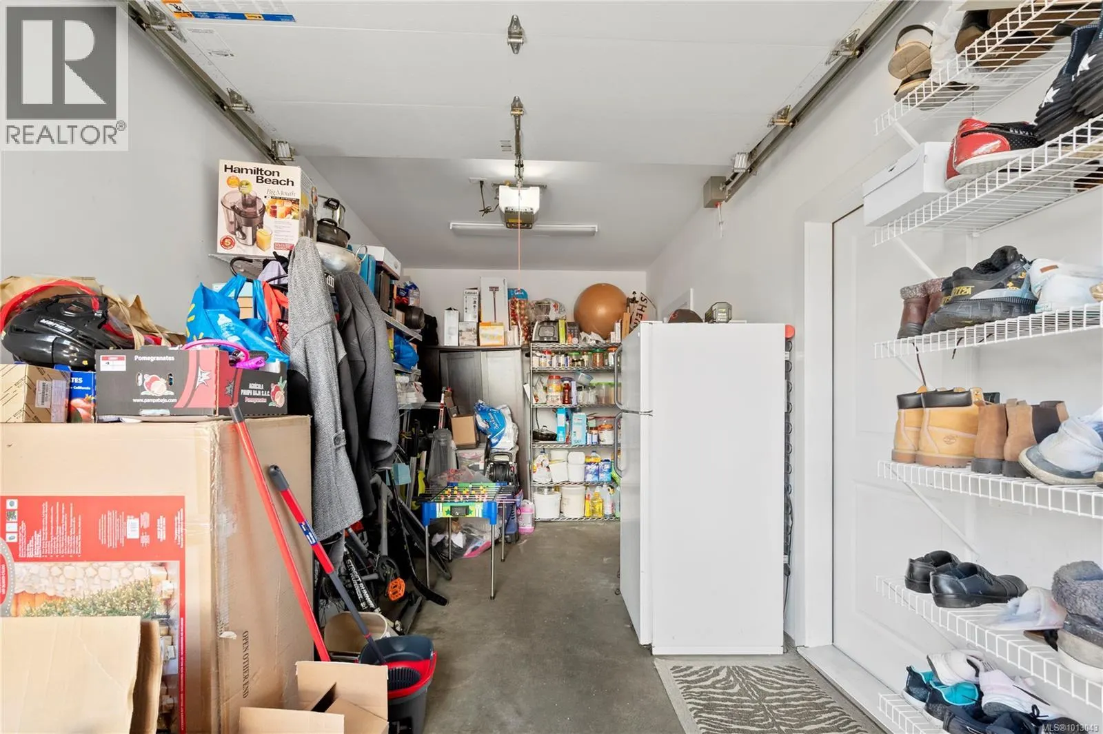 701 Strandlund Ave