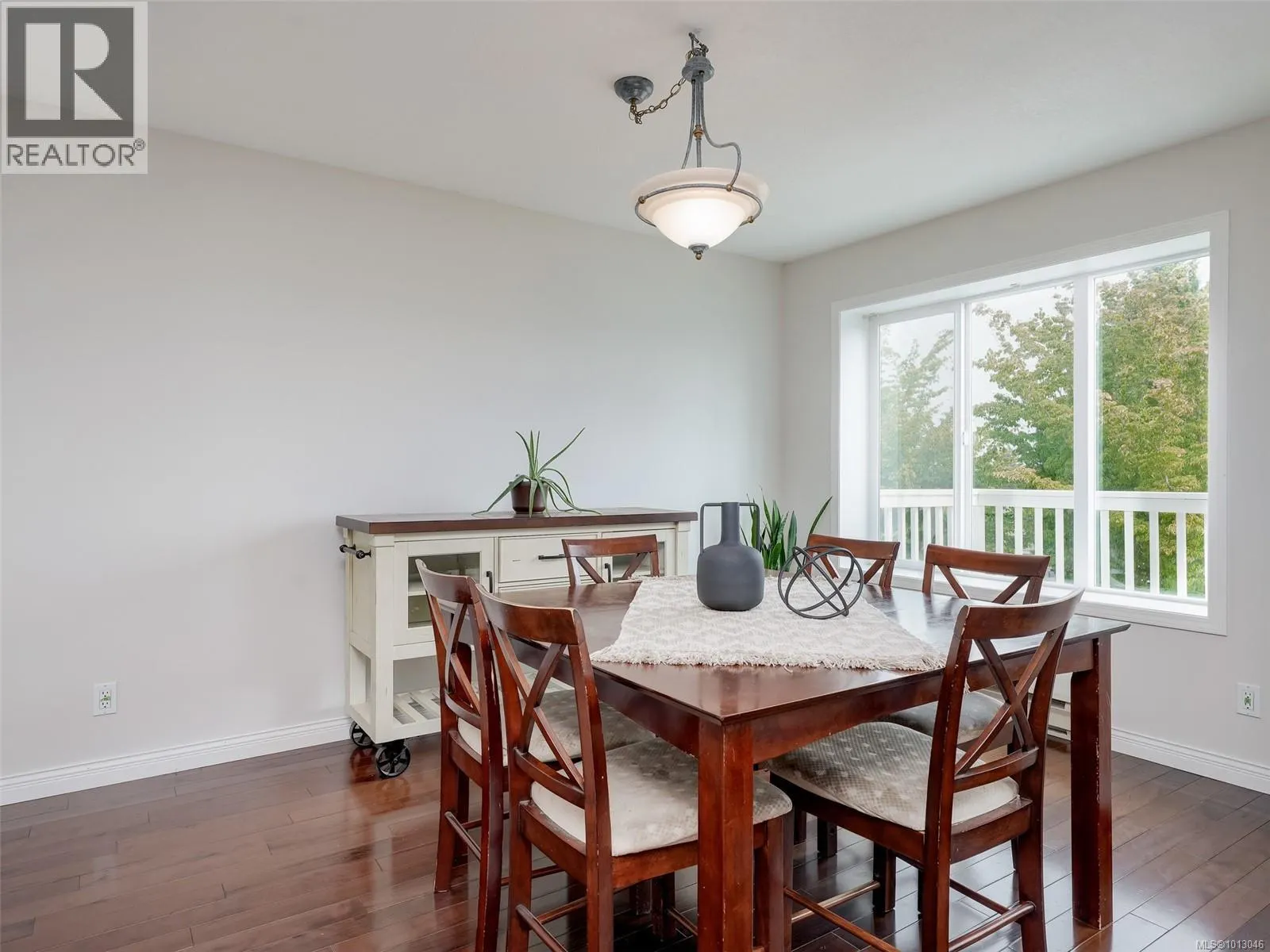 2567 Wilcox Terr