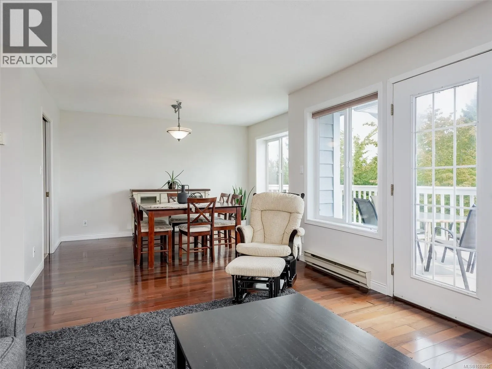 2567 Wilcox Terr