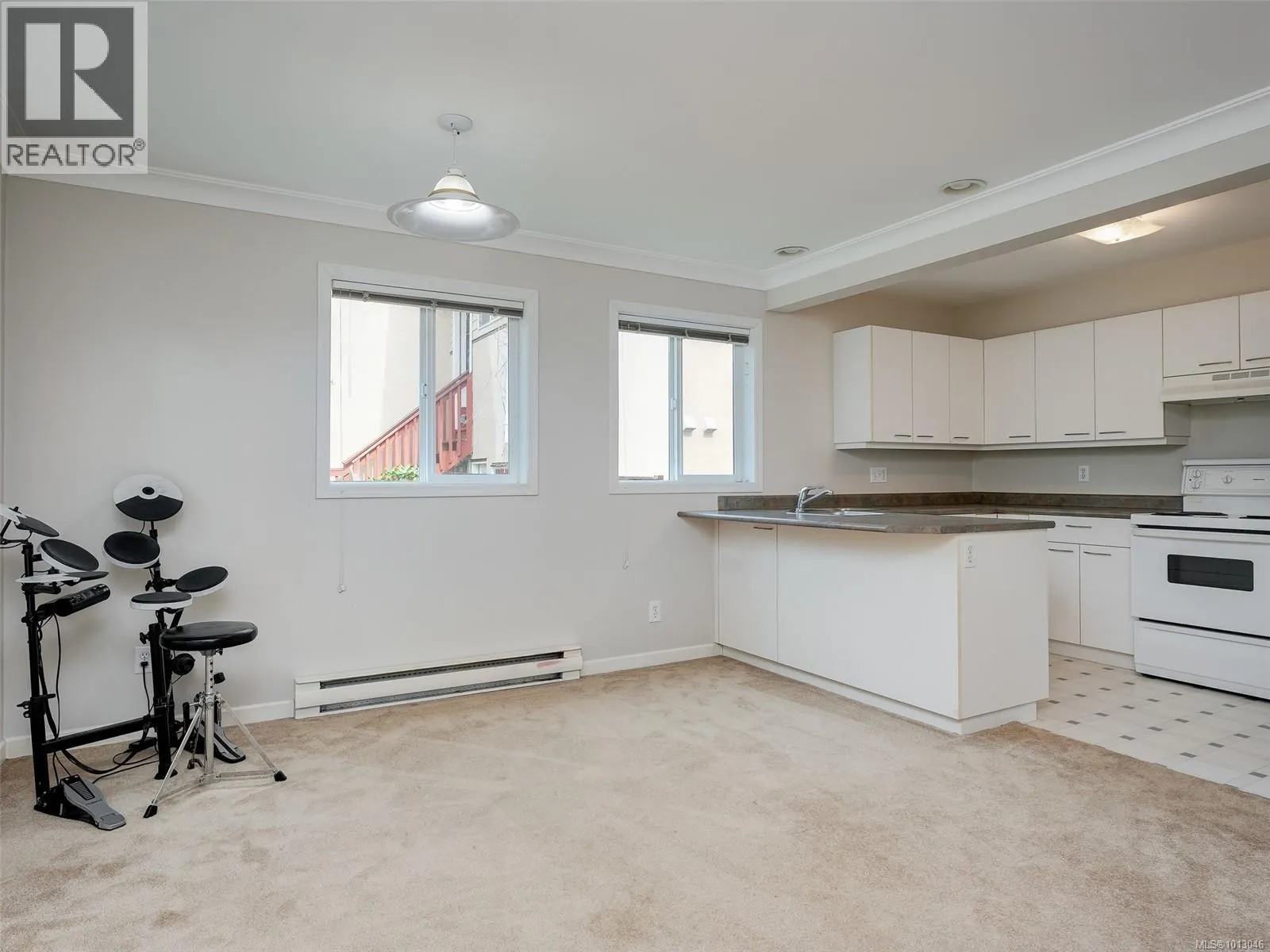 2567 Wilcox Terr