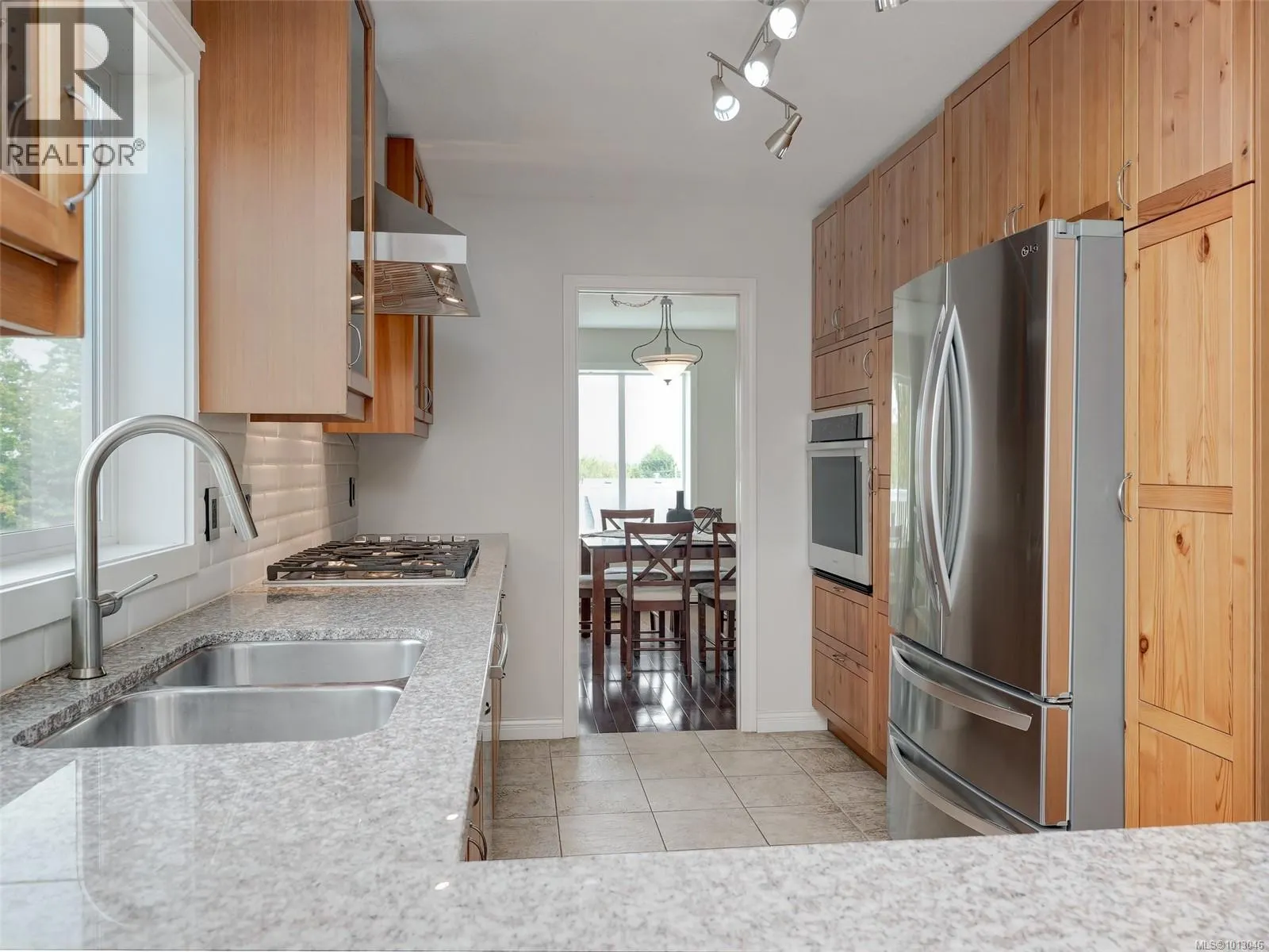 2567 Wilcox Terr