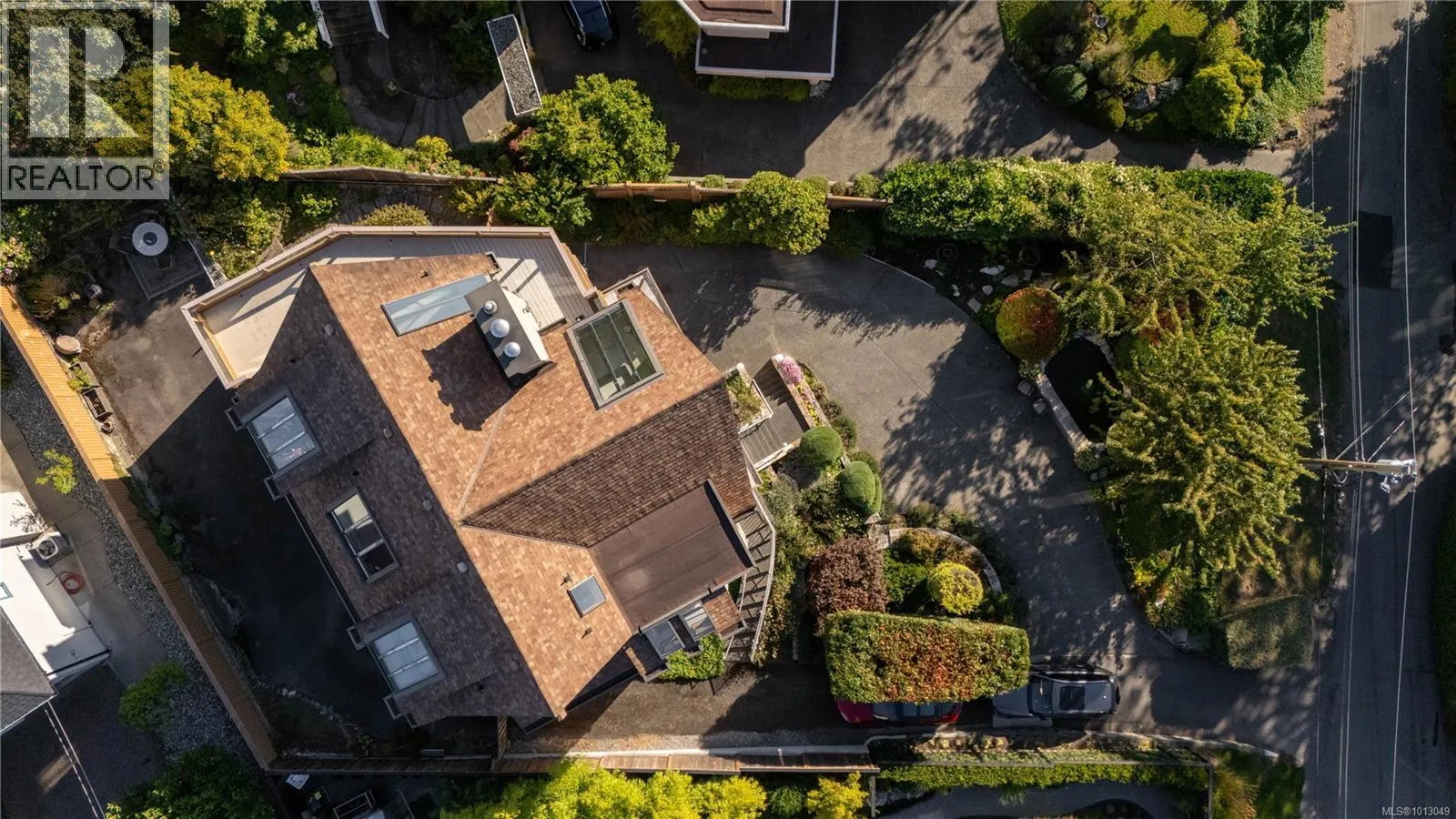 711 Robleda Cres