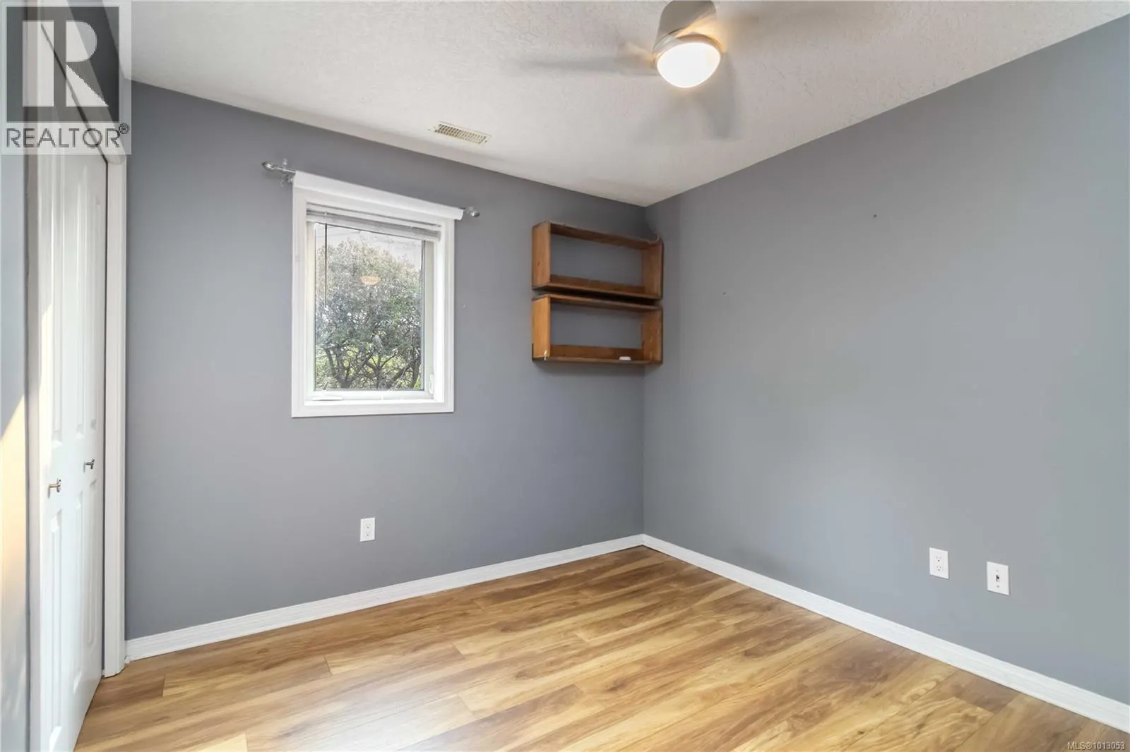 104 3157 Tillicum Rd