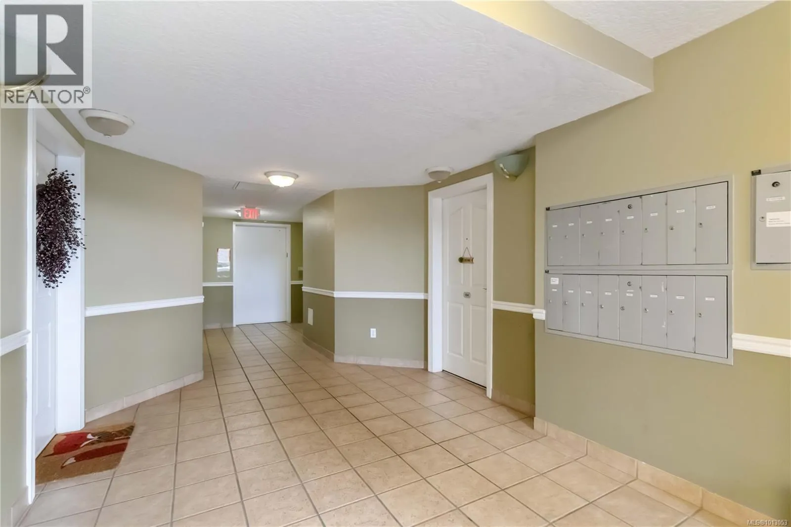 104 3157 Tillicum Rd