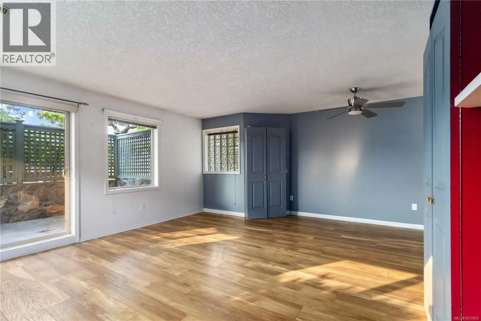 104 3157 Tillicum Rd