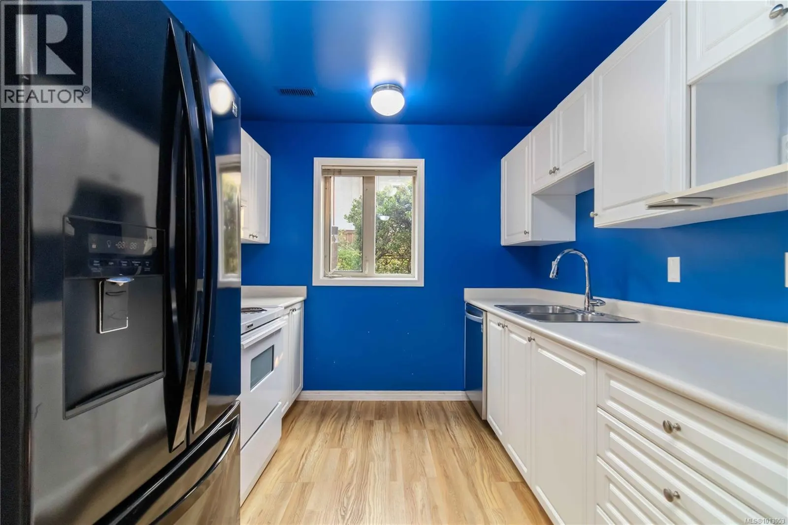 104 3157 Tillicum Rd