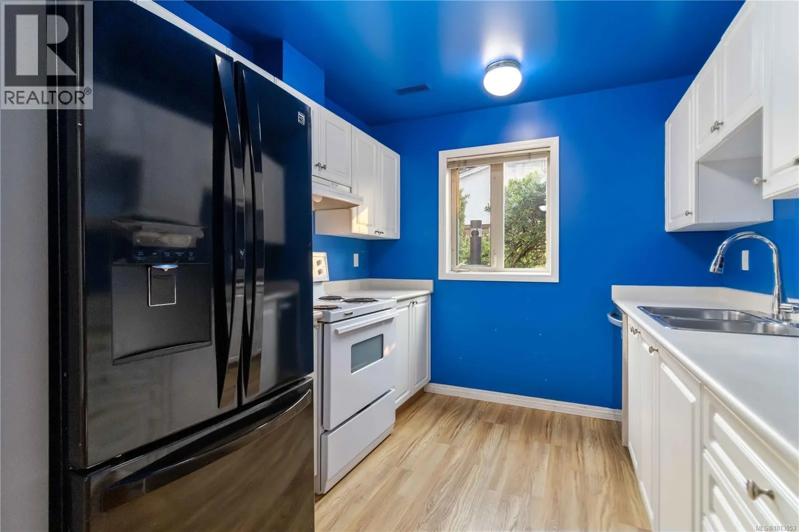 104 3157 Tillicum Rd