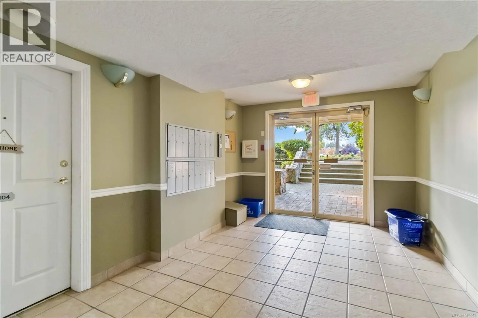 104 3157 Tillicum Rd