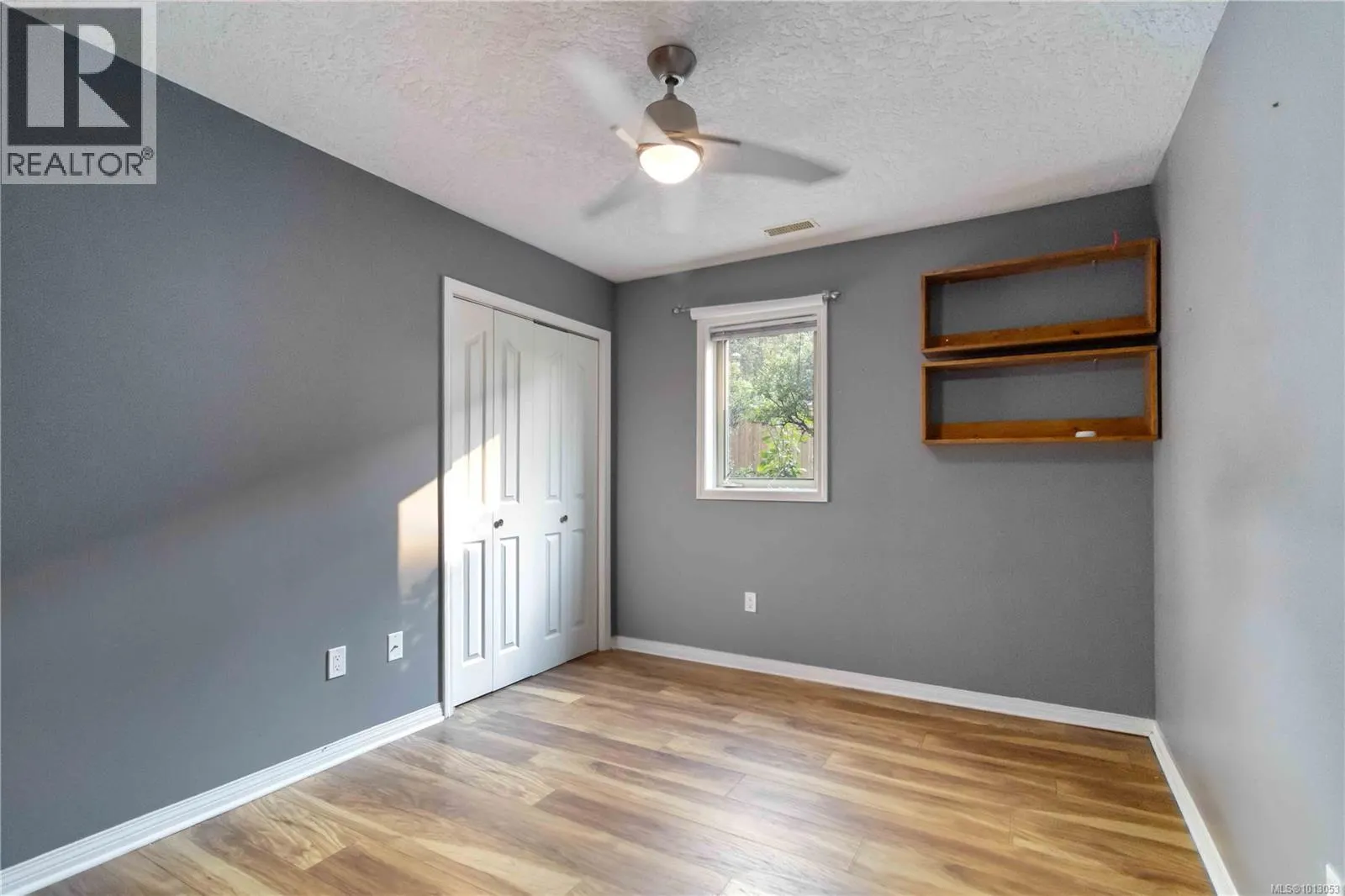 104 3157 Tillicum Rd