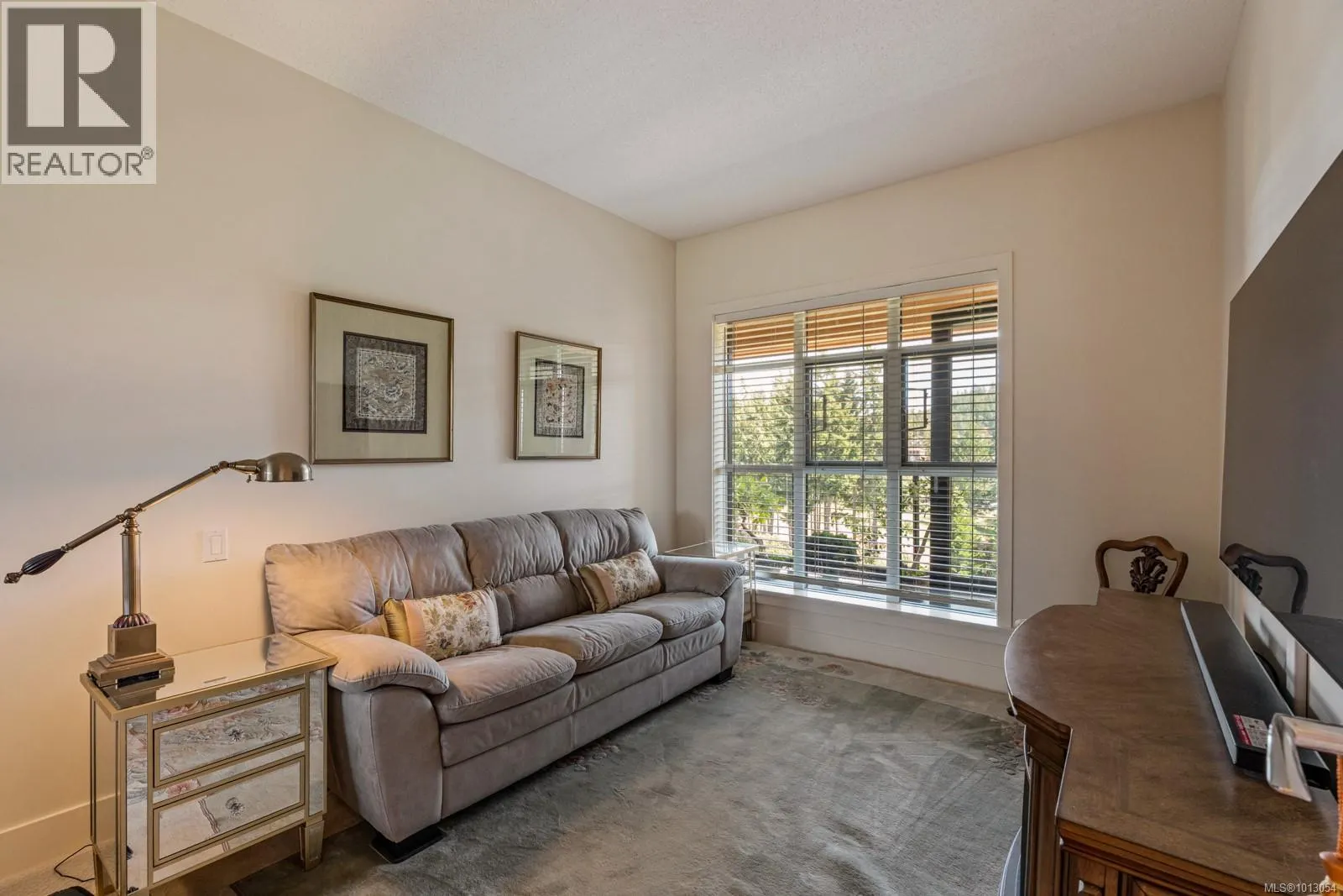 610 1400 Lynburne Pl