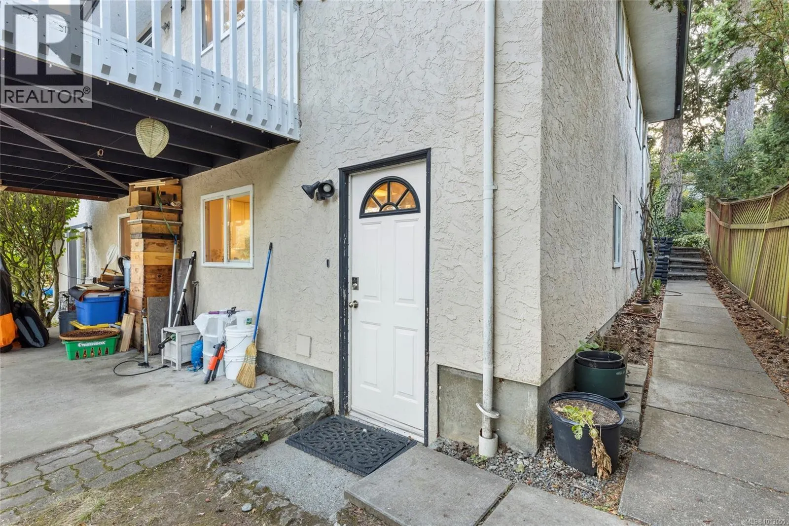 4037 Zinnia Rd