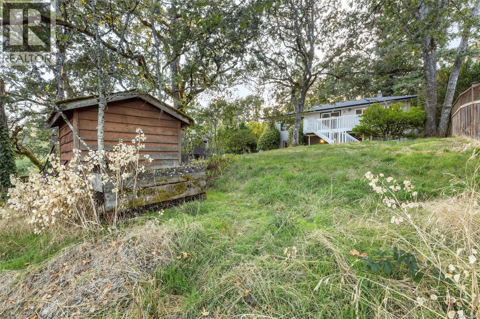 4037 Zinnia Rd