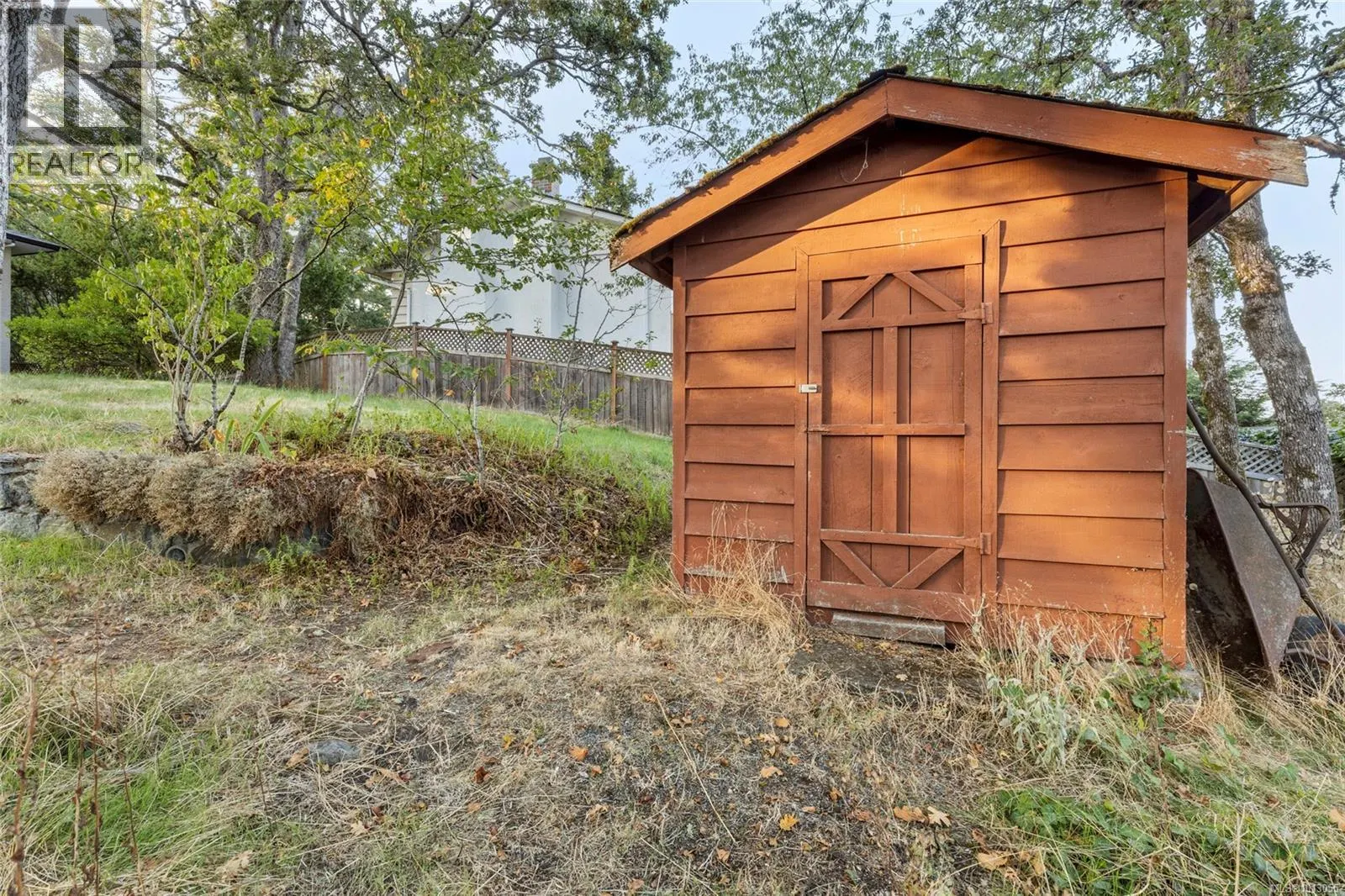 4037 Zinnia Rd