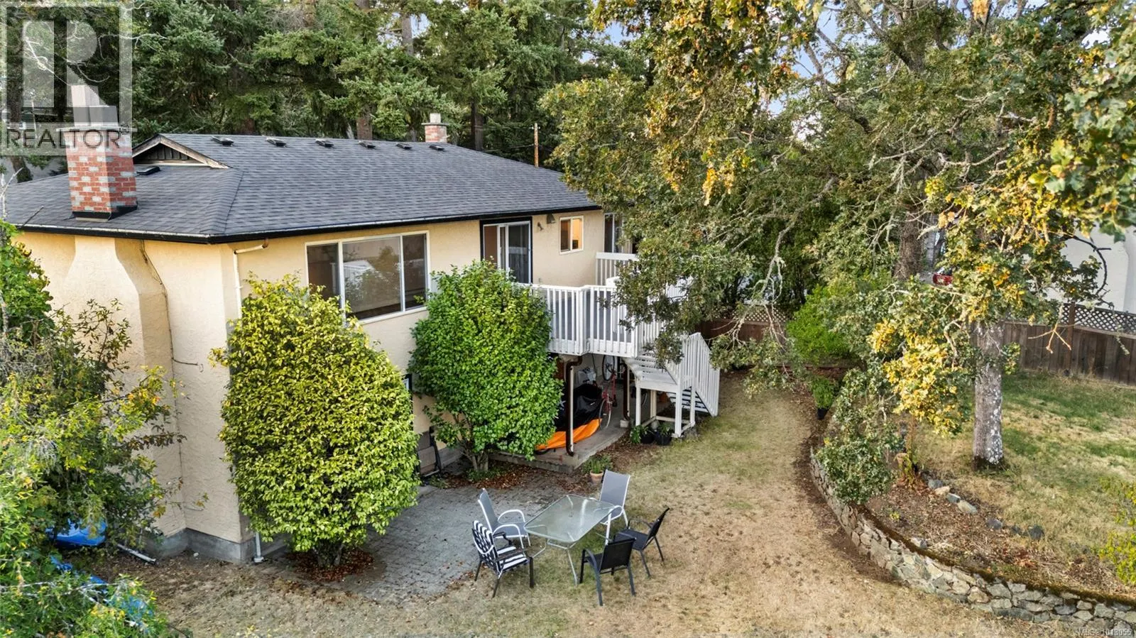 4037 Zinnia Rd