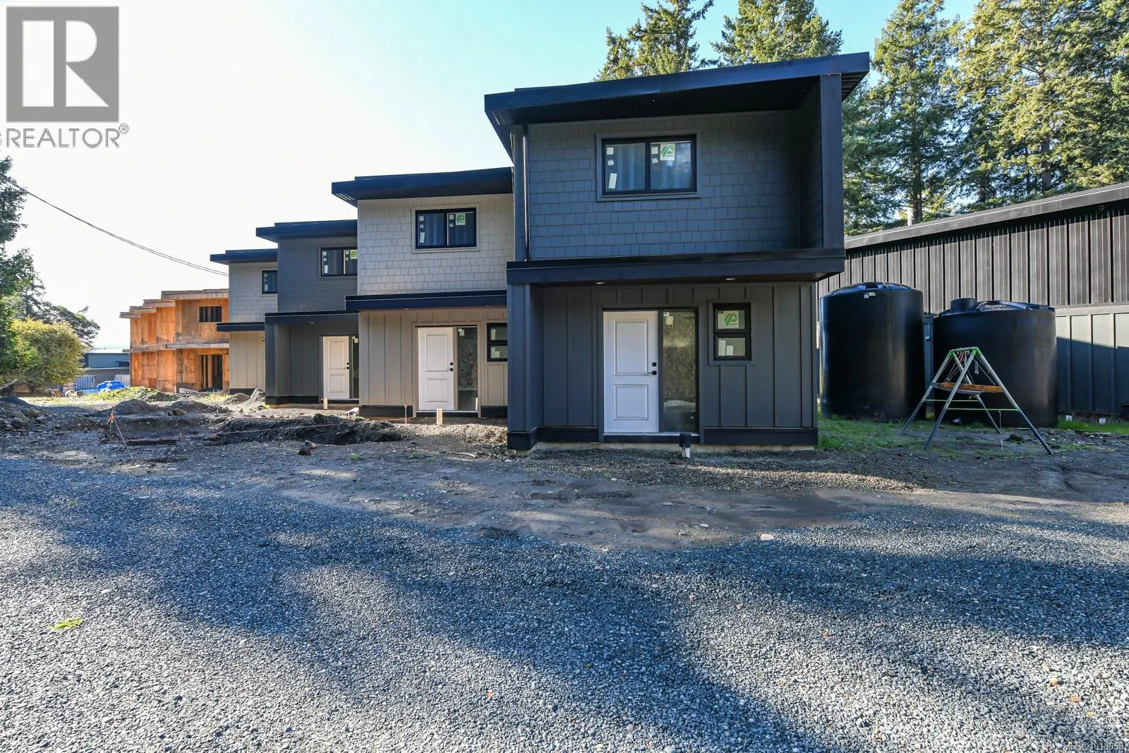 215 4305 Shingle Spit Rd