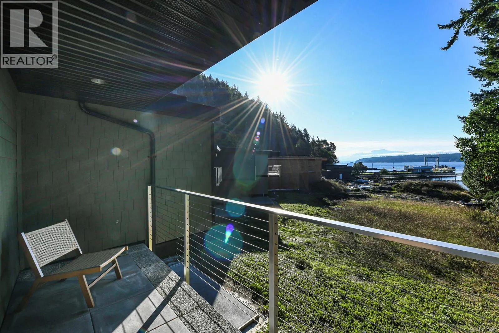 215 4305 Shingle Spit Rd