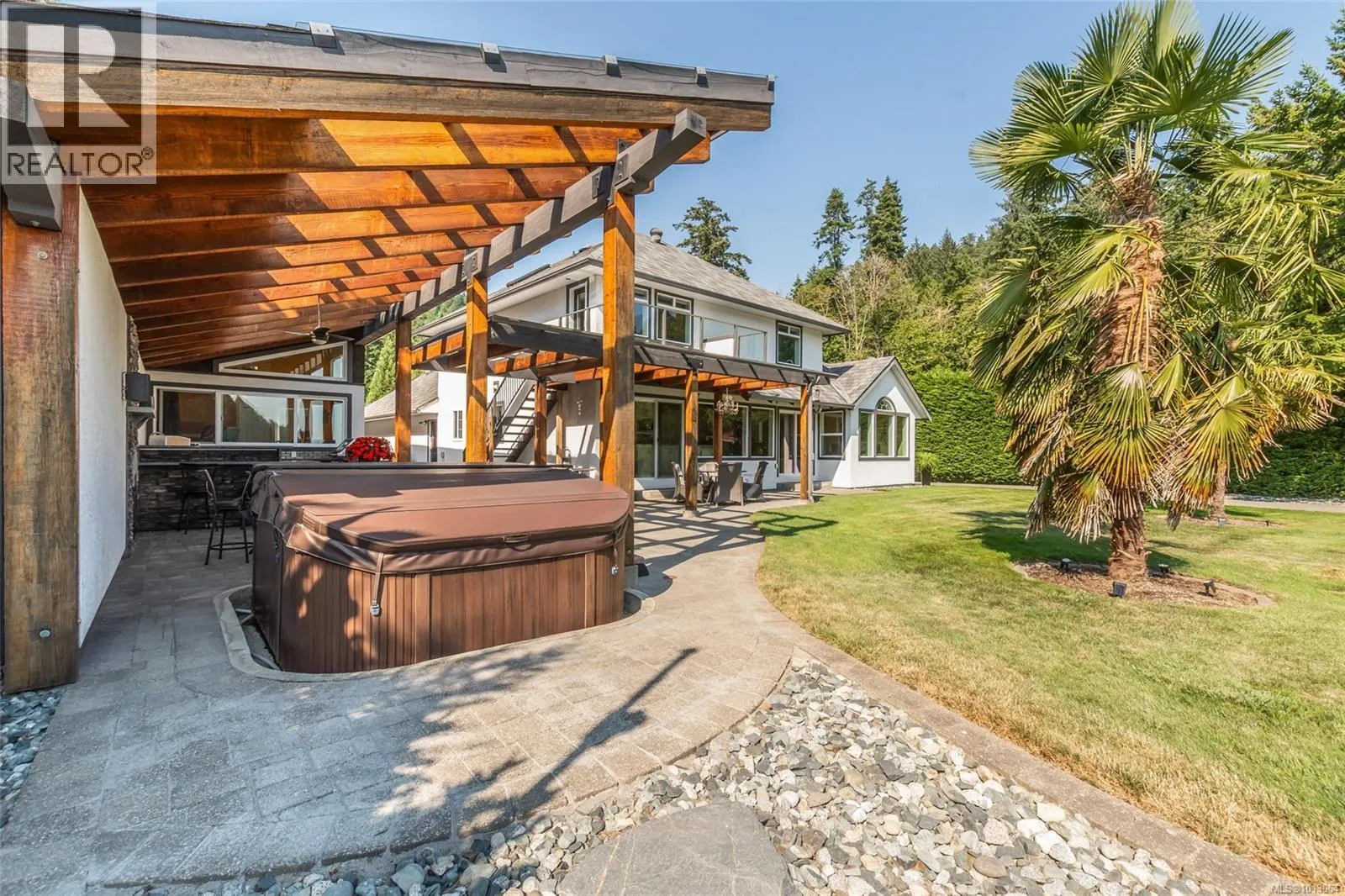 4718/4720 Shell Beach Rd