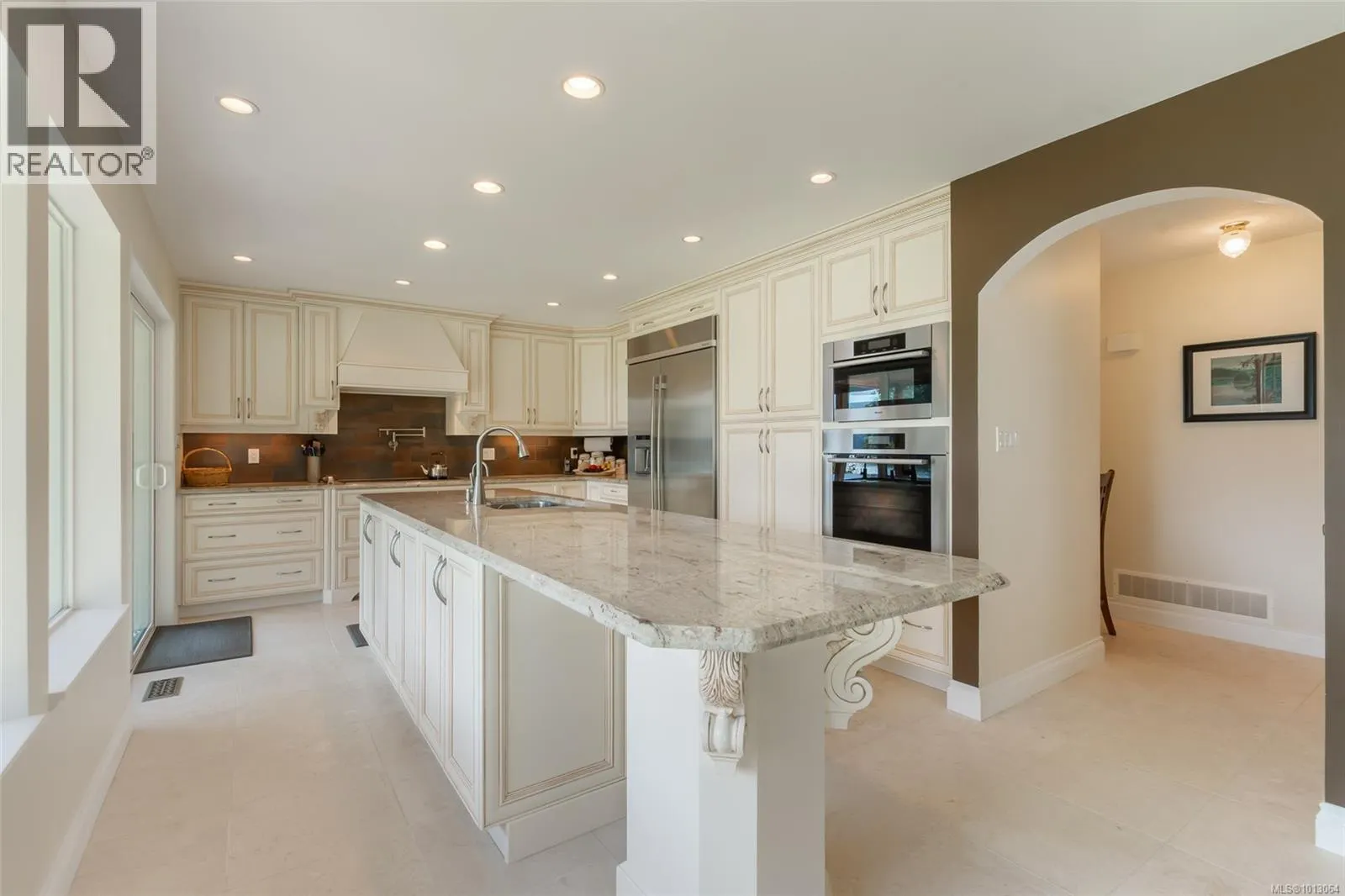 4718/4720 Shell Beach Rd