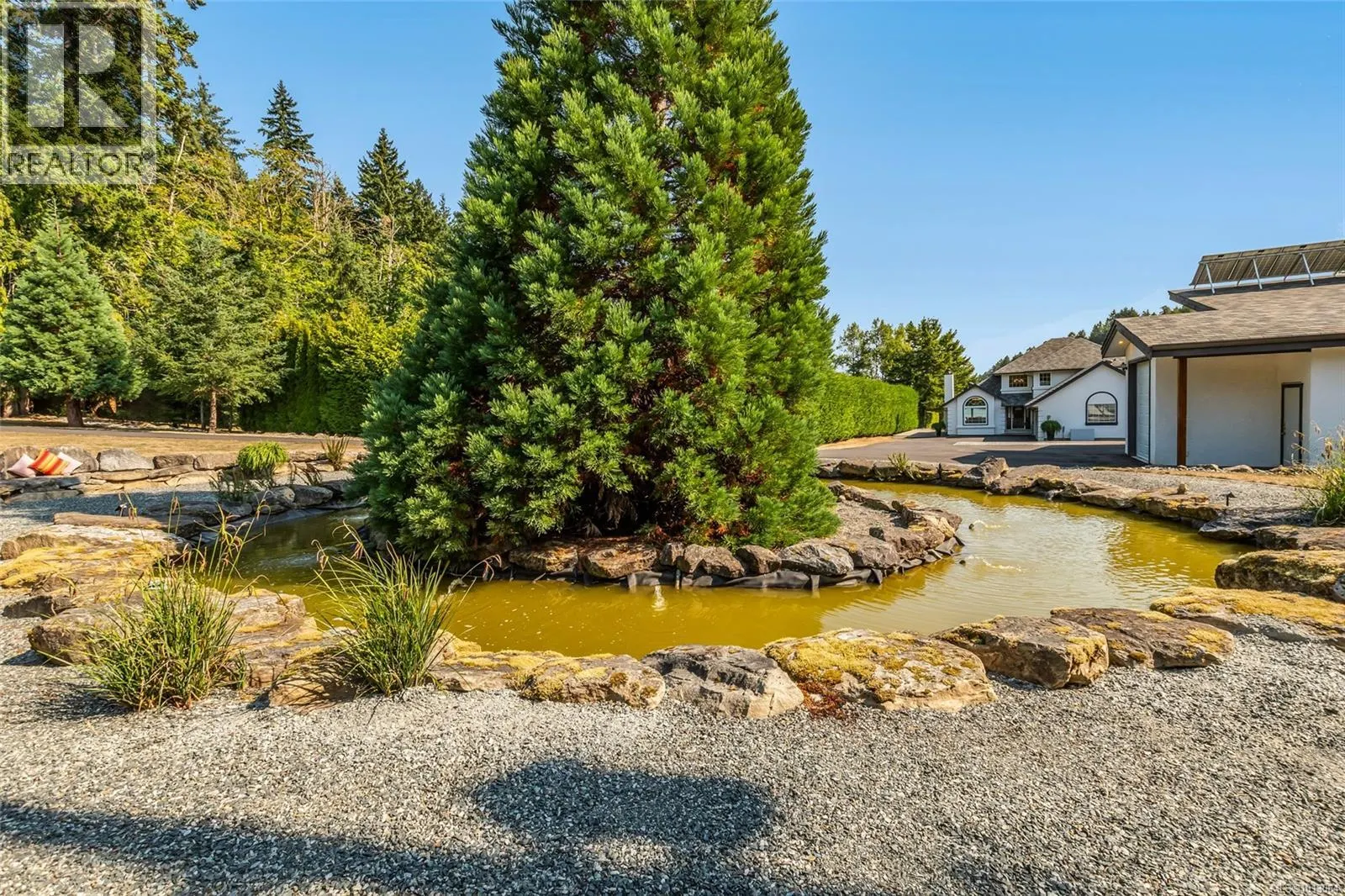 4718/4720 Shell Beach Rd