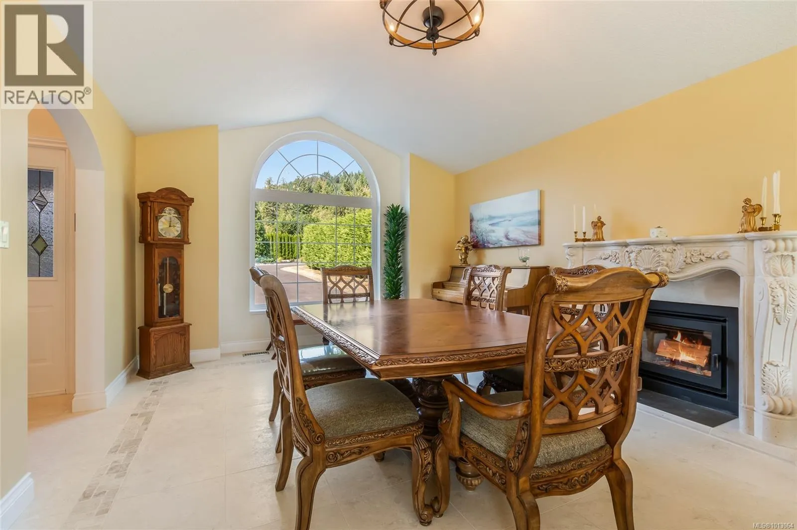 4718/4720 Shell Beach Rd