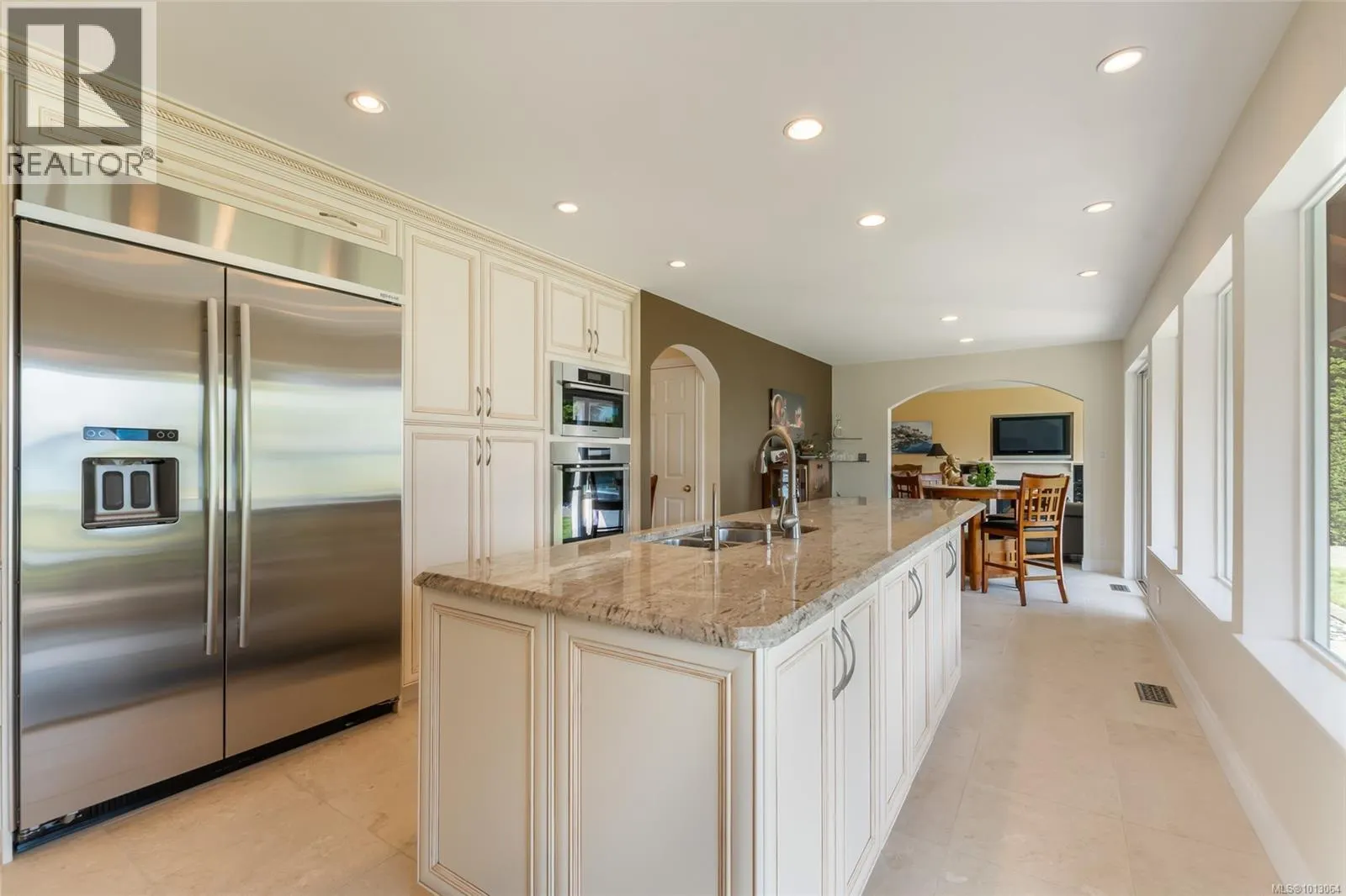 4718/4720 Shell Beach Rd