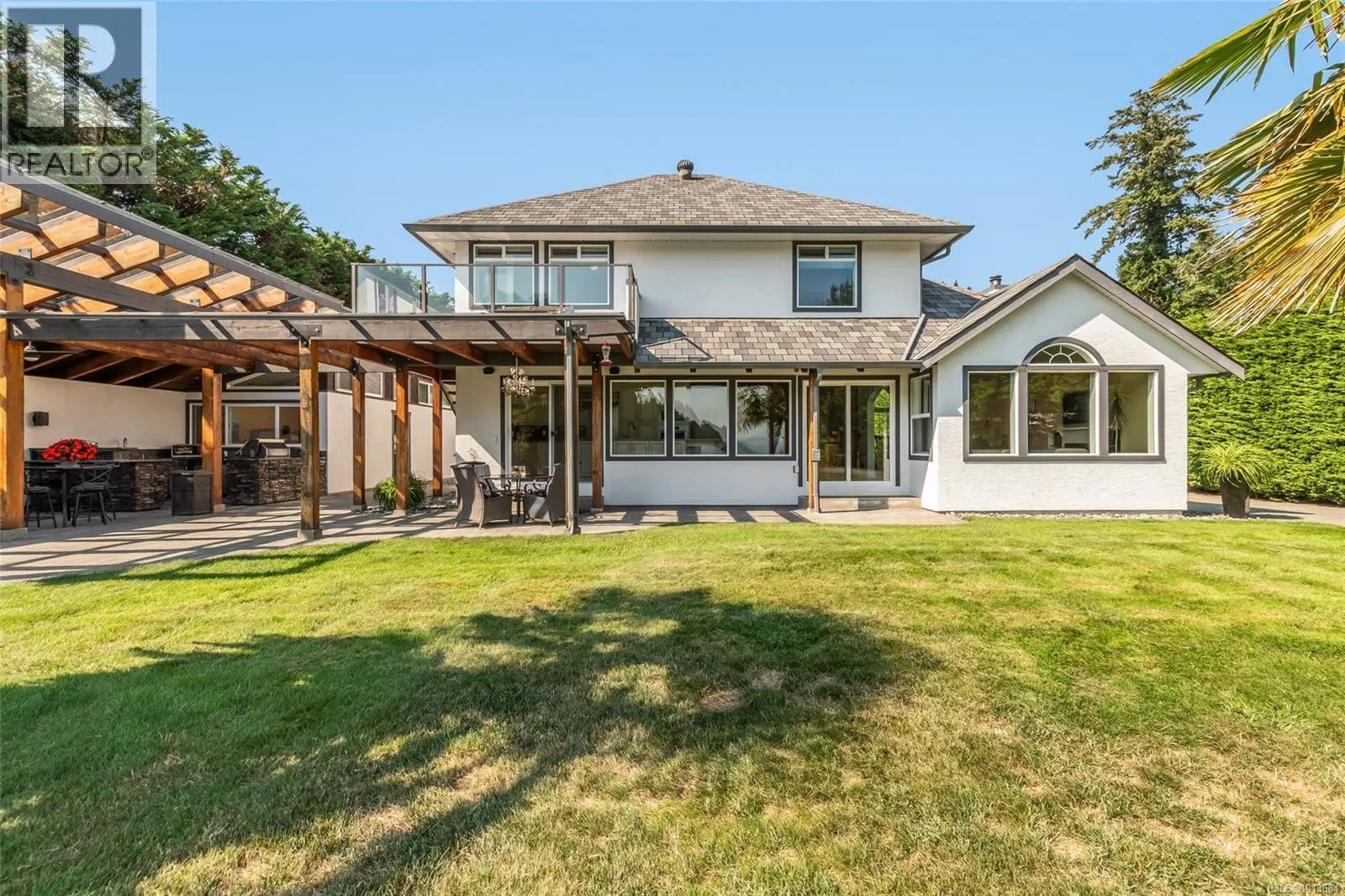 4718/4720 Shell Beach Rd