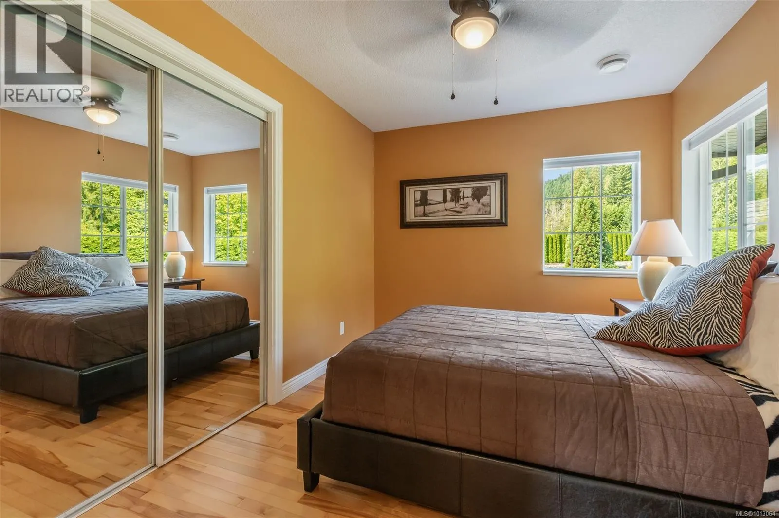 4718/4720 Shell Beach Rd