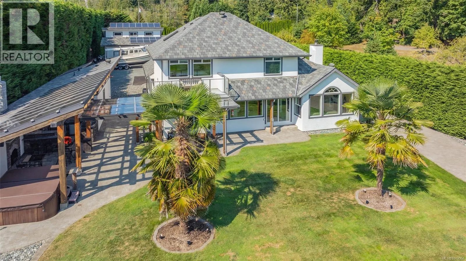 4718/4720 Shell Beach Rd