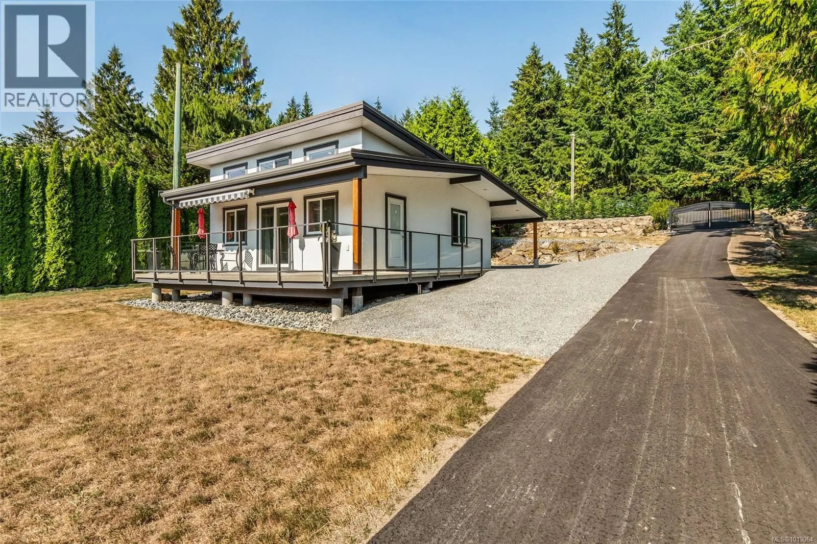 4718/4720 Shell Beach Rd