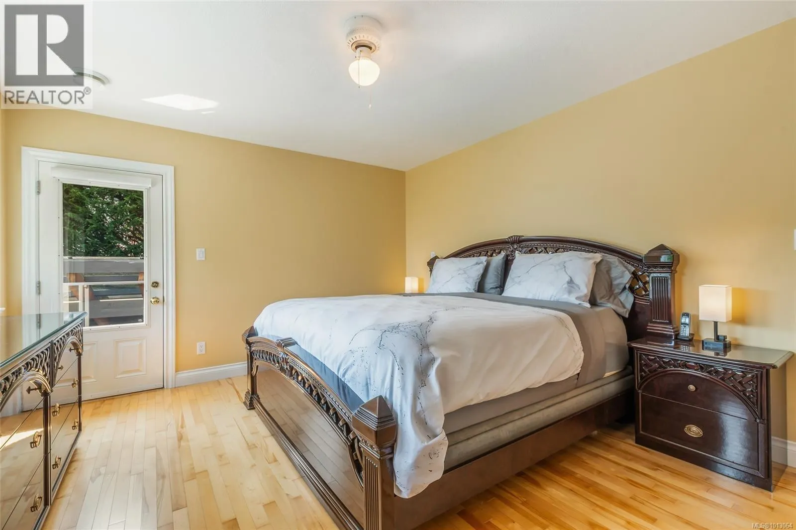 4718/4720 Shell Beach Rd