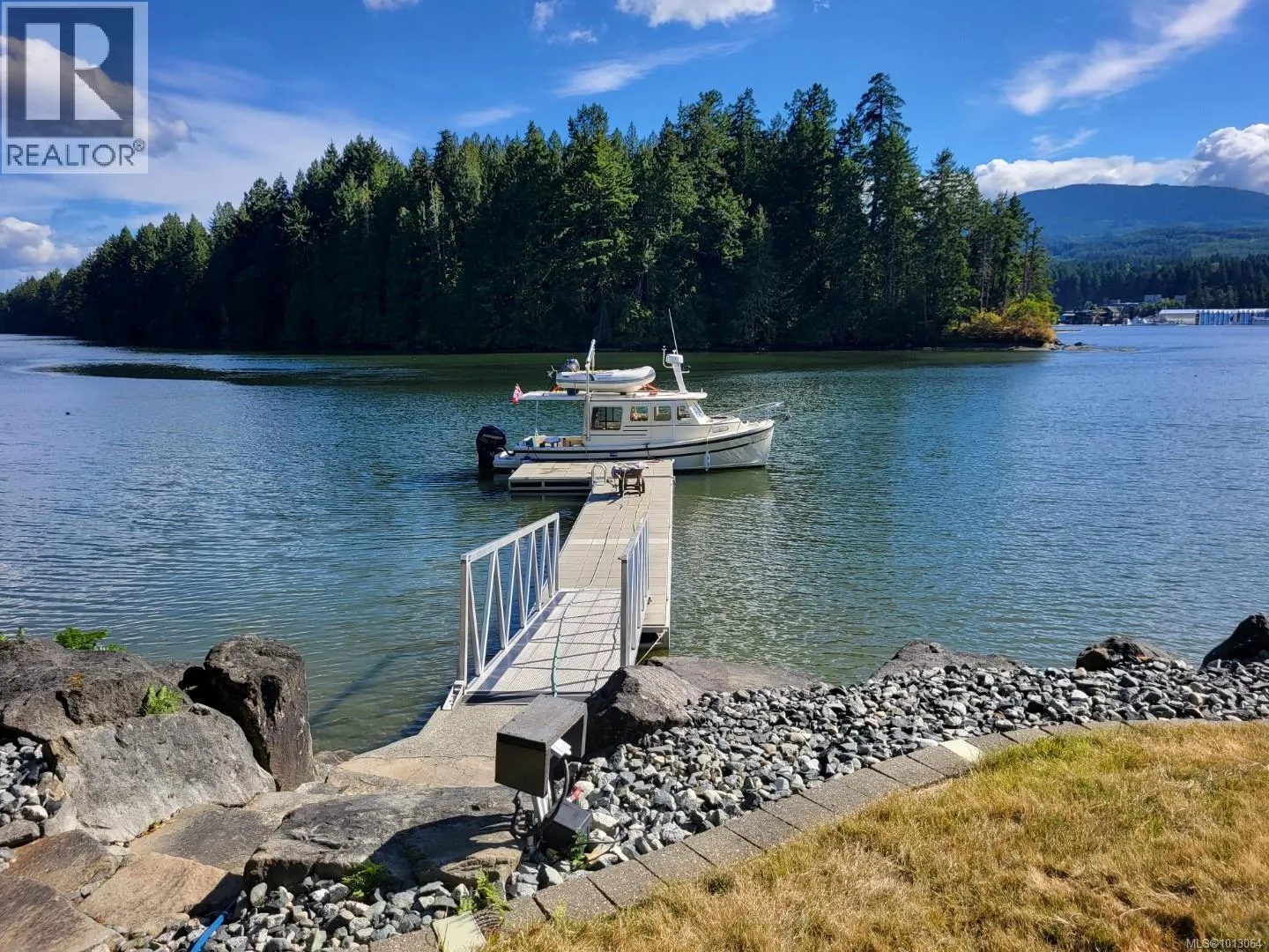 4718/4720 Shell Beach Rd