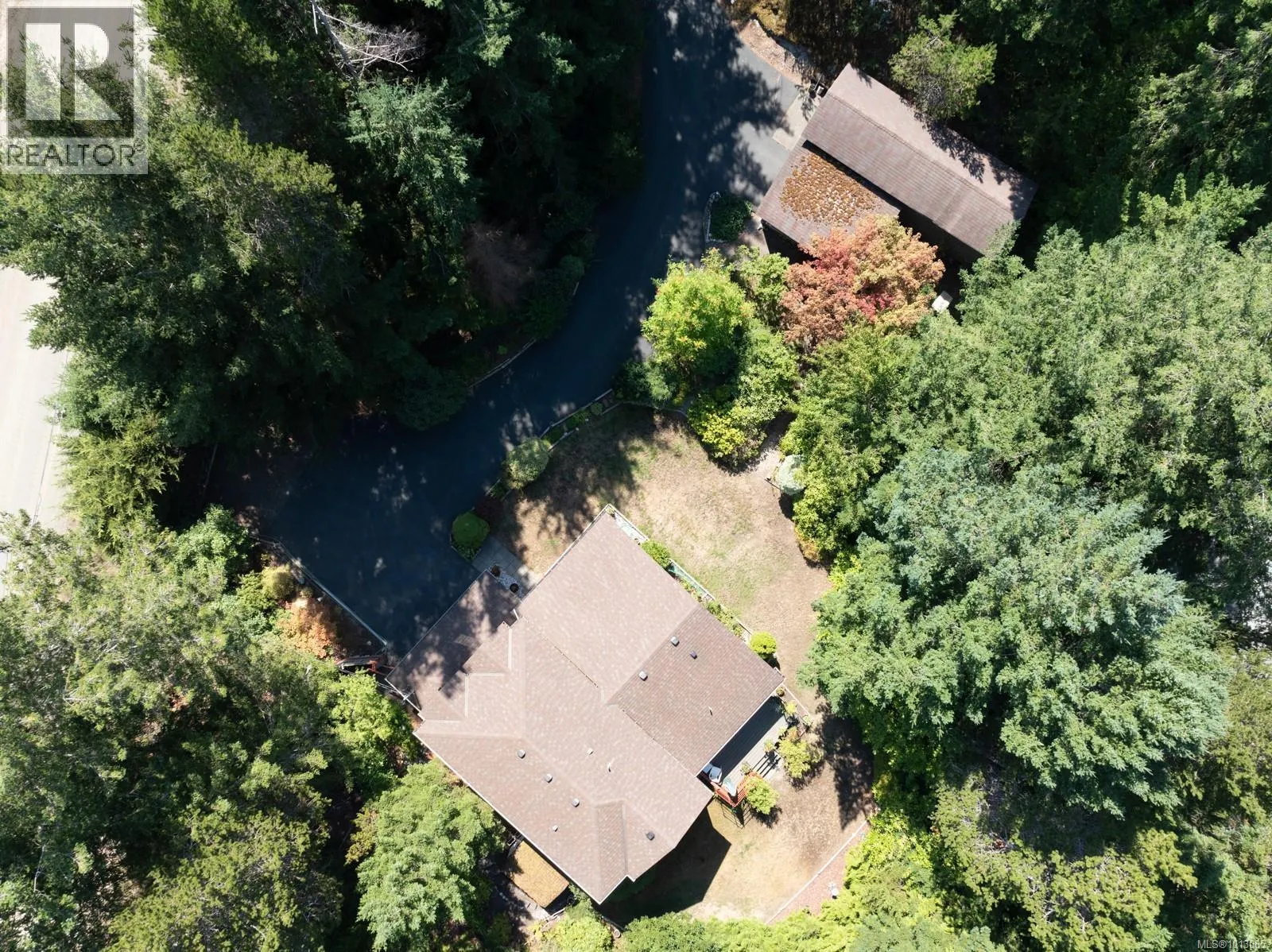 742 Sand Pines Dr